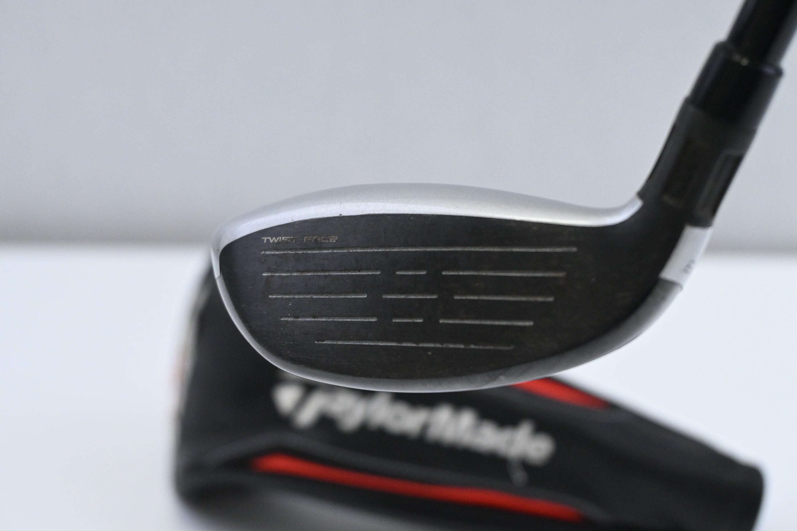 Taylormade M6 #3 Hybrid / 19 Degree / Stiff Flex Fujikura Atmos Red 70 Shaft