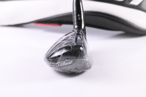 Titleist GT3 #3 Hybrid / 19 Degree / Stiff Flex HZRDUS Black 80 Shaft