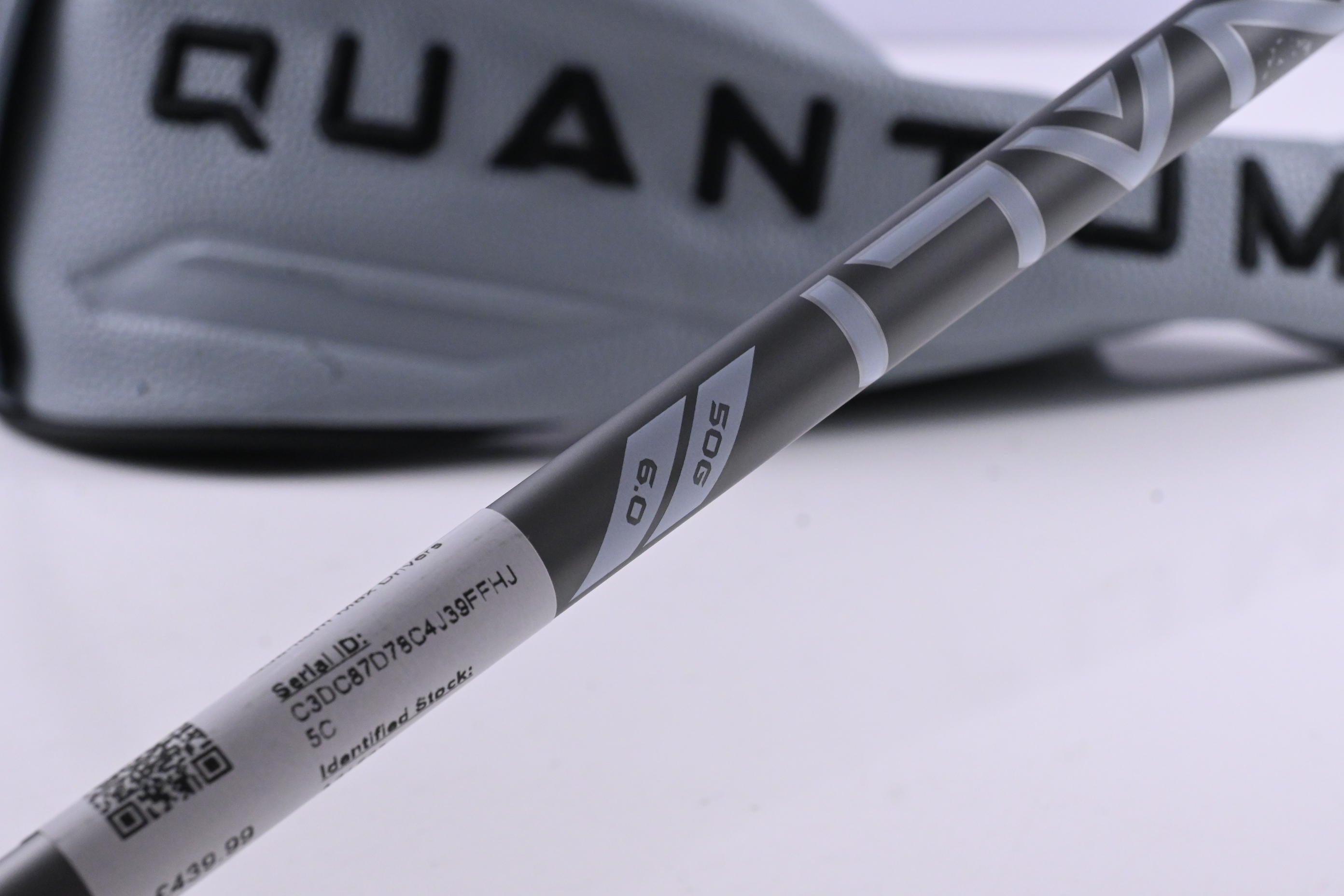 Callaway Quantum Max Driver / 10.5 Degree / Stiff Flex Denali Frost Silver 50