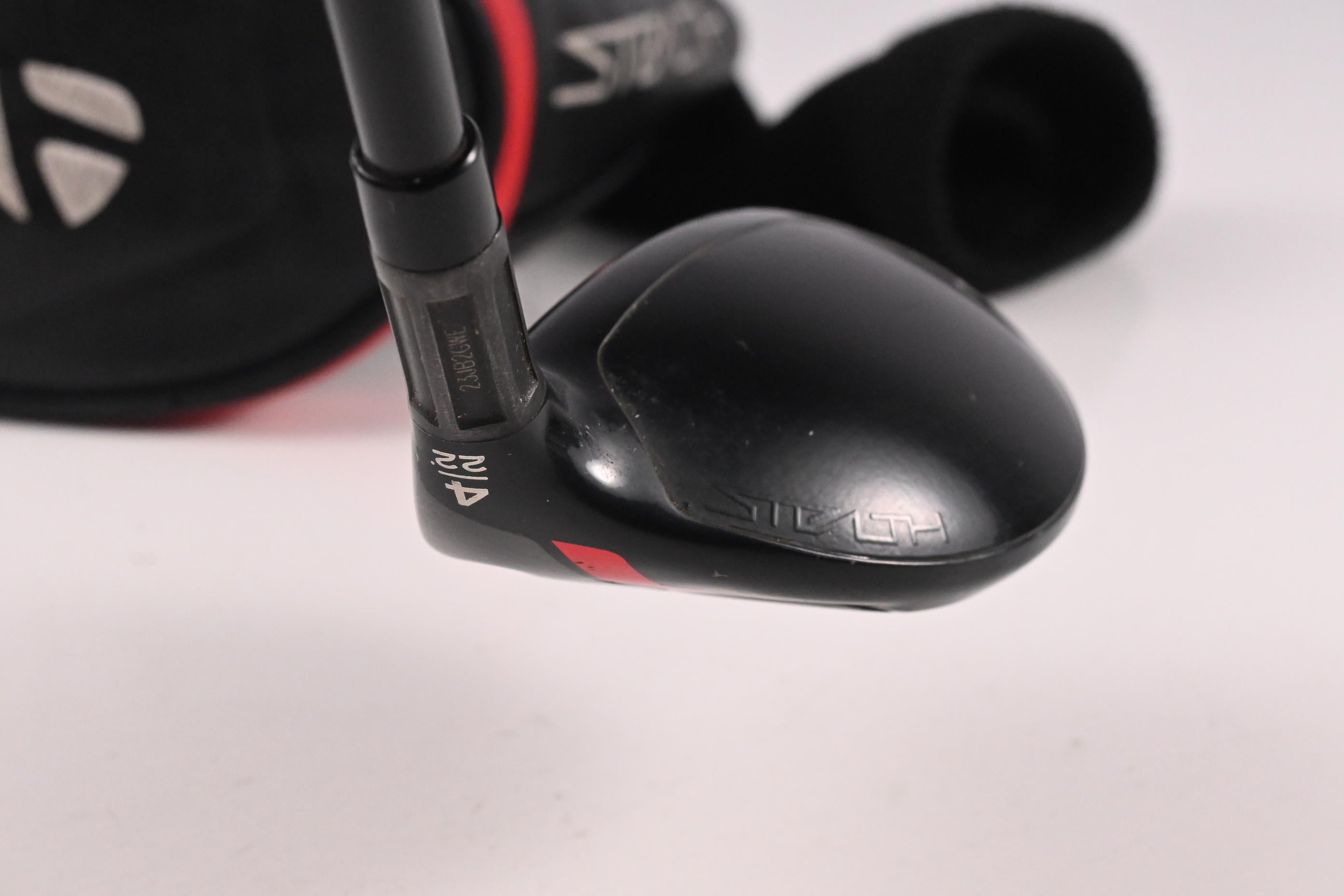 Taylormade Stealth #4 Hybrid / 22 Degree / Regular Flex Ventus Red 6 Shaft