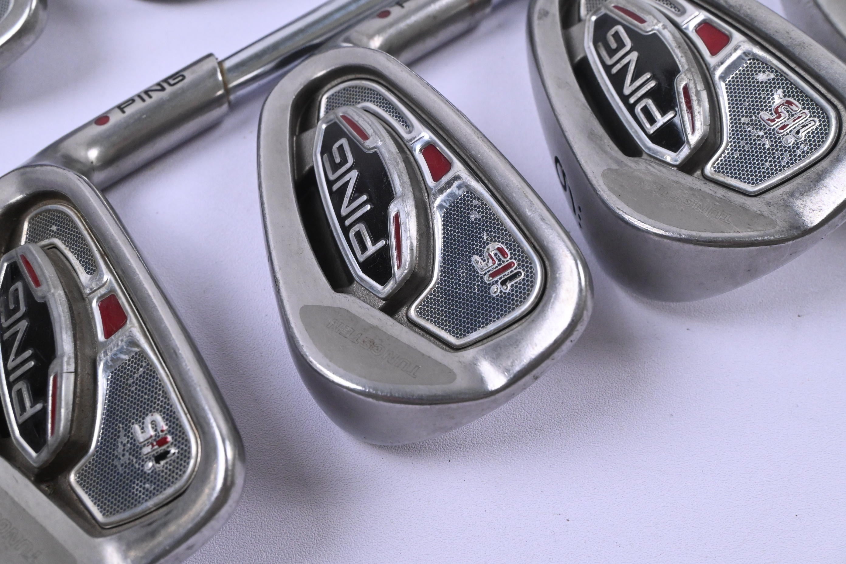 Ping i15 Irons / 3-PW / Maroon Dot / Regular Flex Steel Shafts