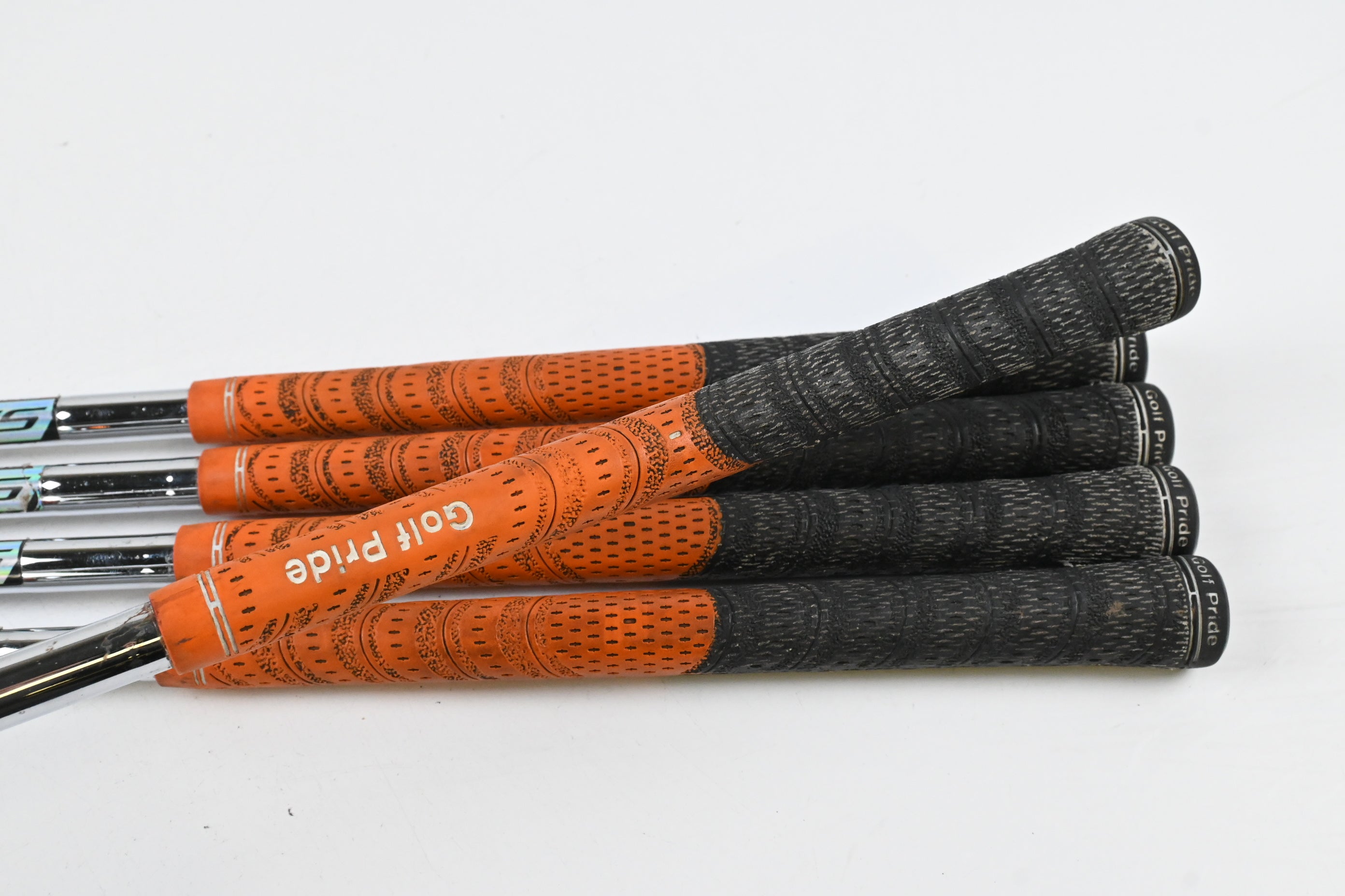 Ping G25 Irons / 5-9i / Wite Dot / Stiff Flex Ping CFS Shafts
