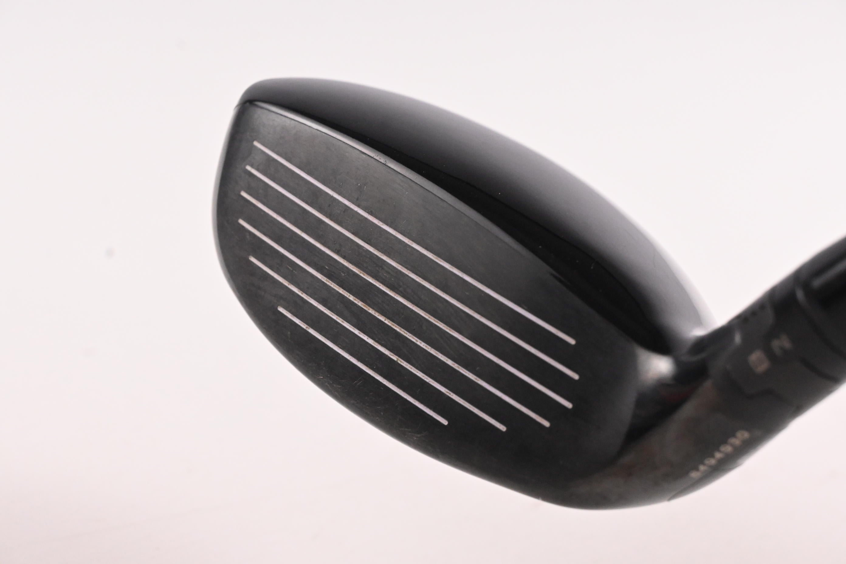 Titleist TSR2 #3 Hybrid / 19 Degree / Stiff Flex Diamana D+ White 90 Shaft