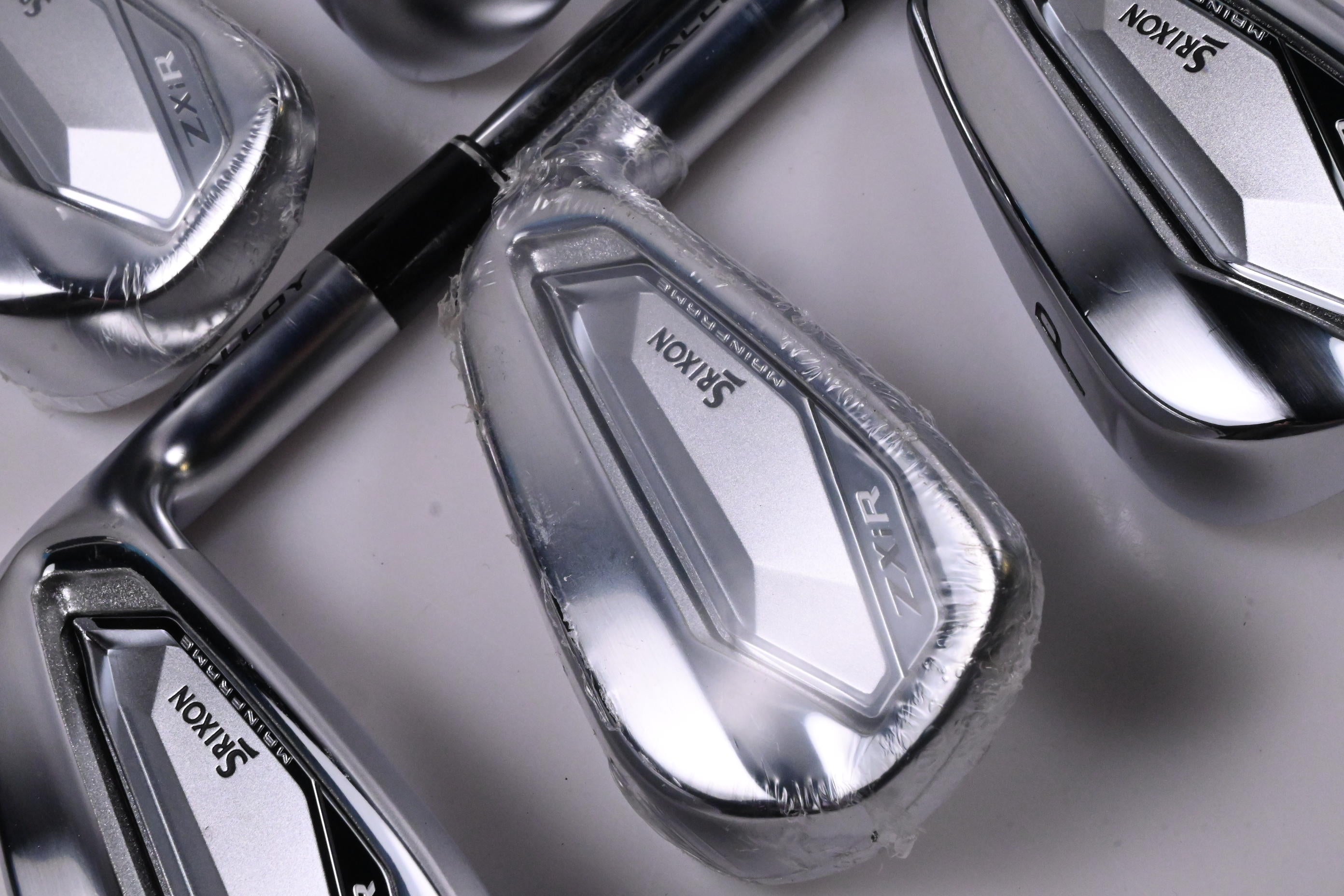 Srixon ZXiR Irons / 6-PW / Stiff Flex N.S.Pro Modus³ Tour 120 Shafts