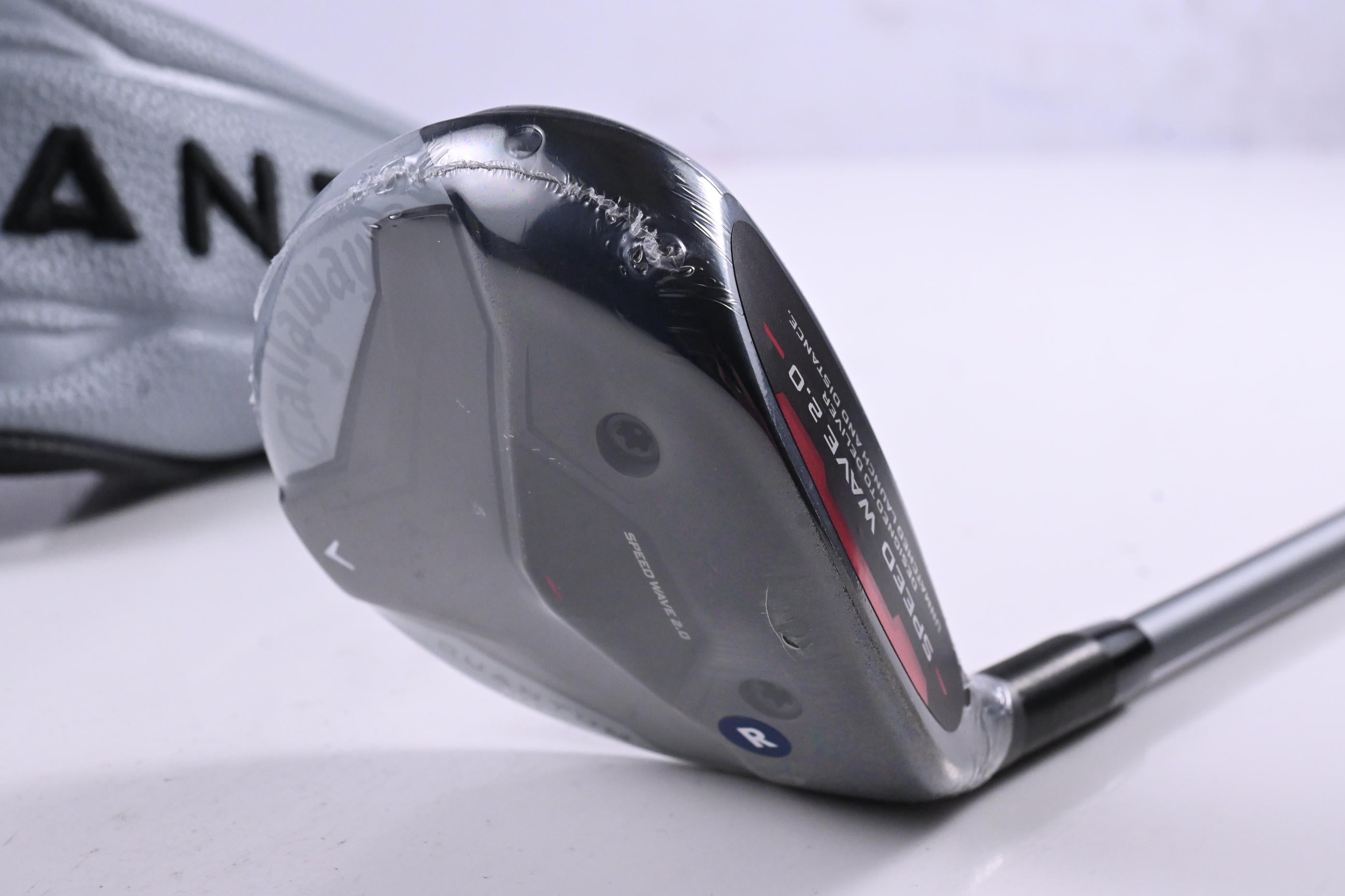 Callaway Quantum Max #7 Wood / 21 Degree / Regular Flex Denali Frost Silver 60