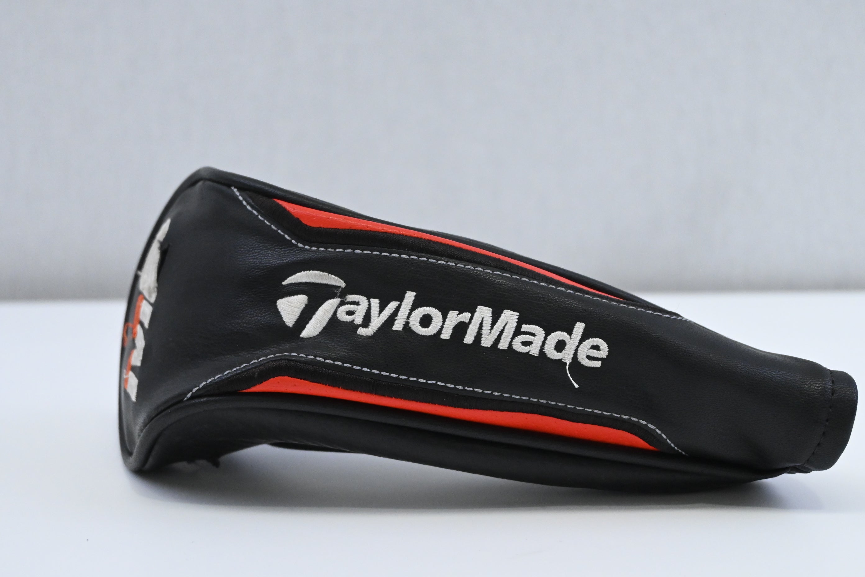 Taylormade M6 #3 Hybrid / 19 Degree / Stiff Flex Fujikura Atmos Red 70 Shaft