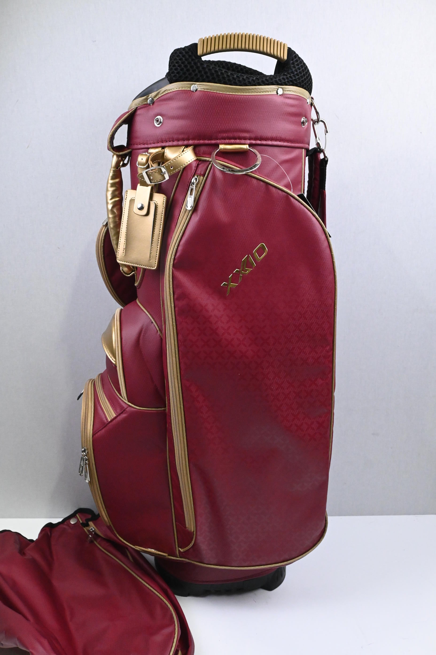 XXIO 2022 Cart Bag / 15-Way Divider / Burgundy & Gold