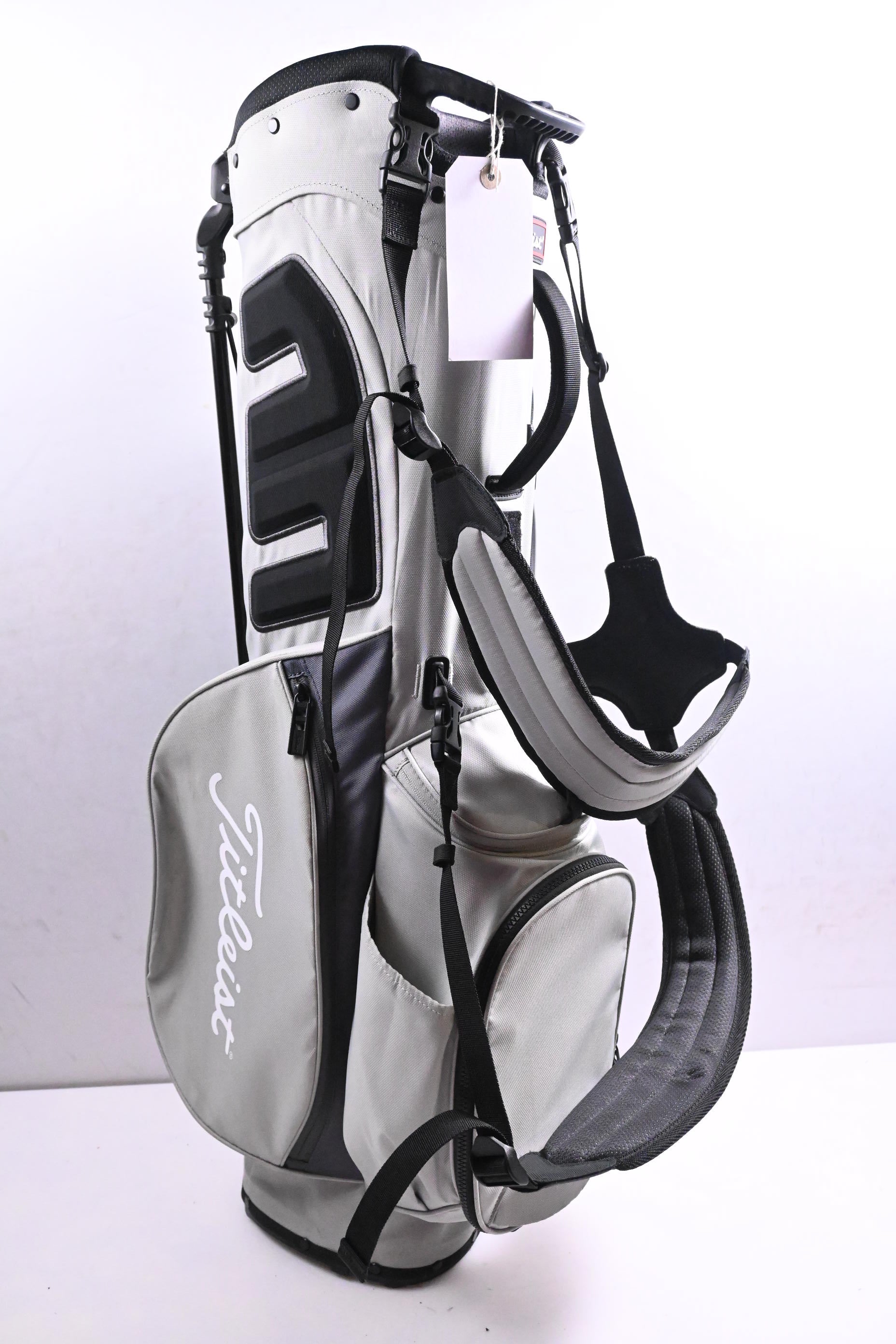 Titleist Players 4 Stand Bag / 4-Way Divider / White