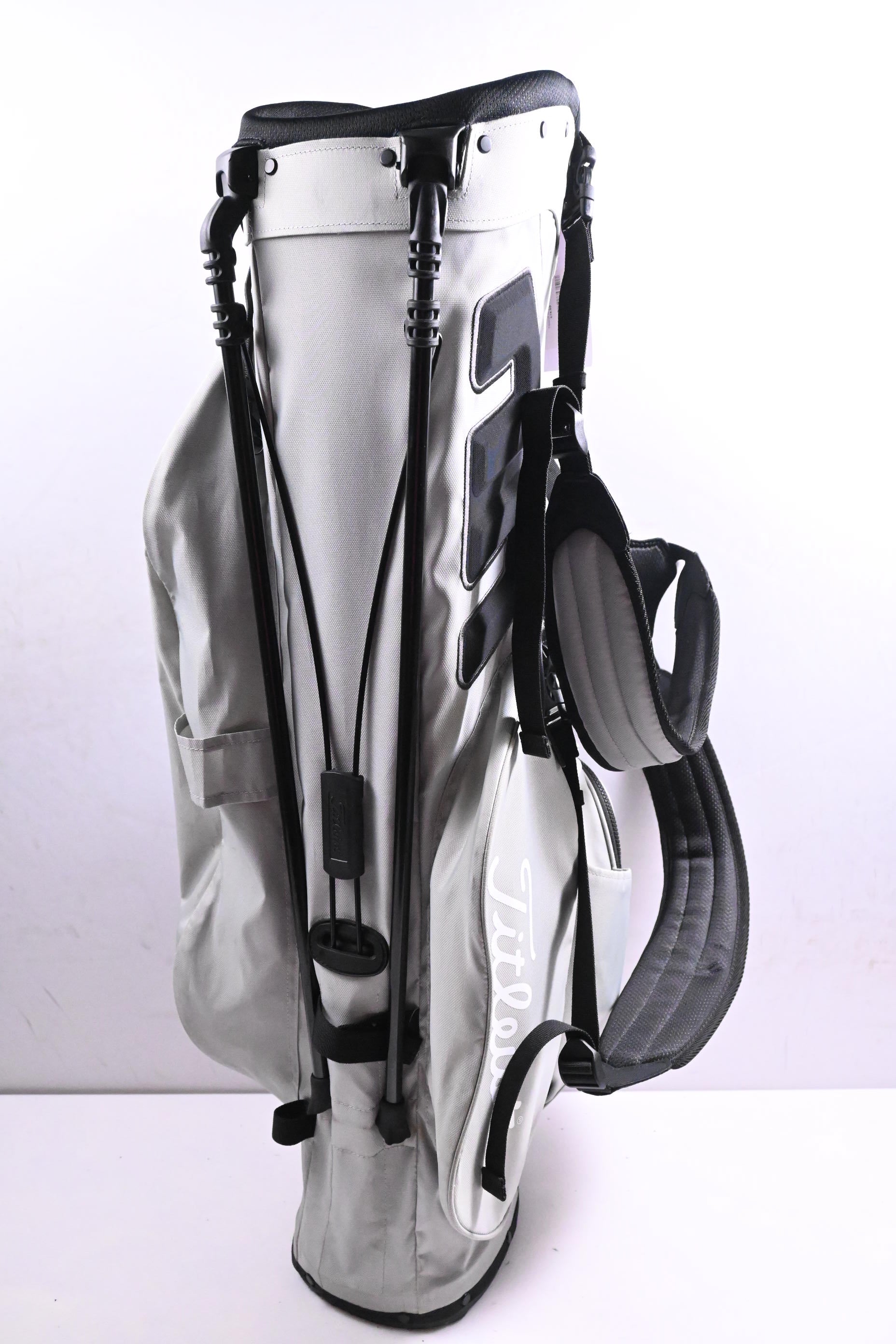 Titleist Players 4 Stand Bag / 4-Way Divider / White