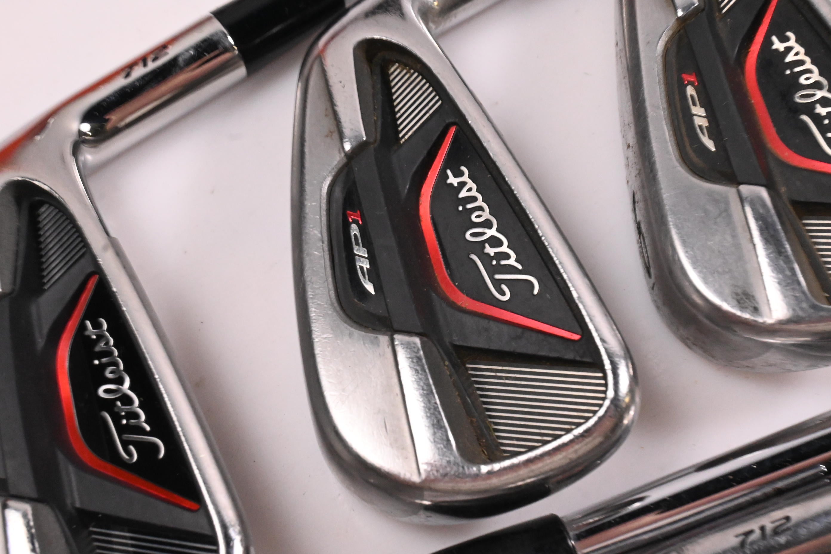 Titleist 712 AP2 Irons / 4-PW / Regular Flex Dynalite Gold XP R300 Shafts