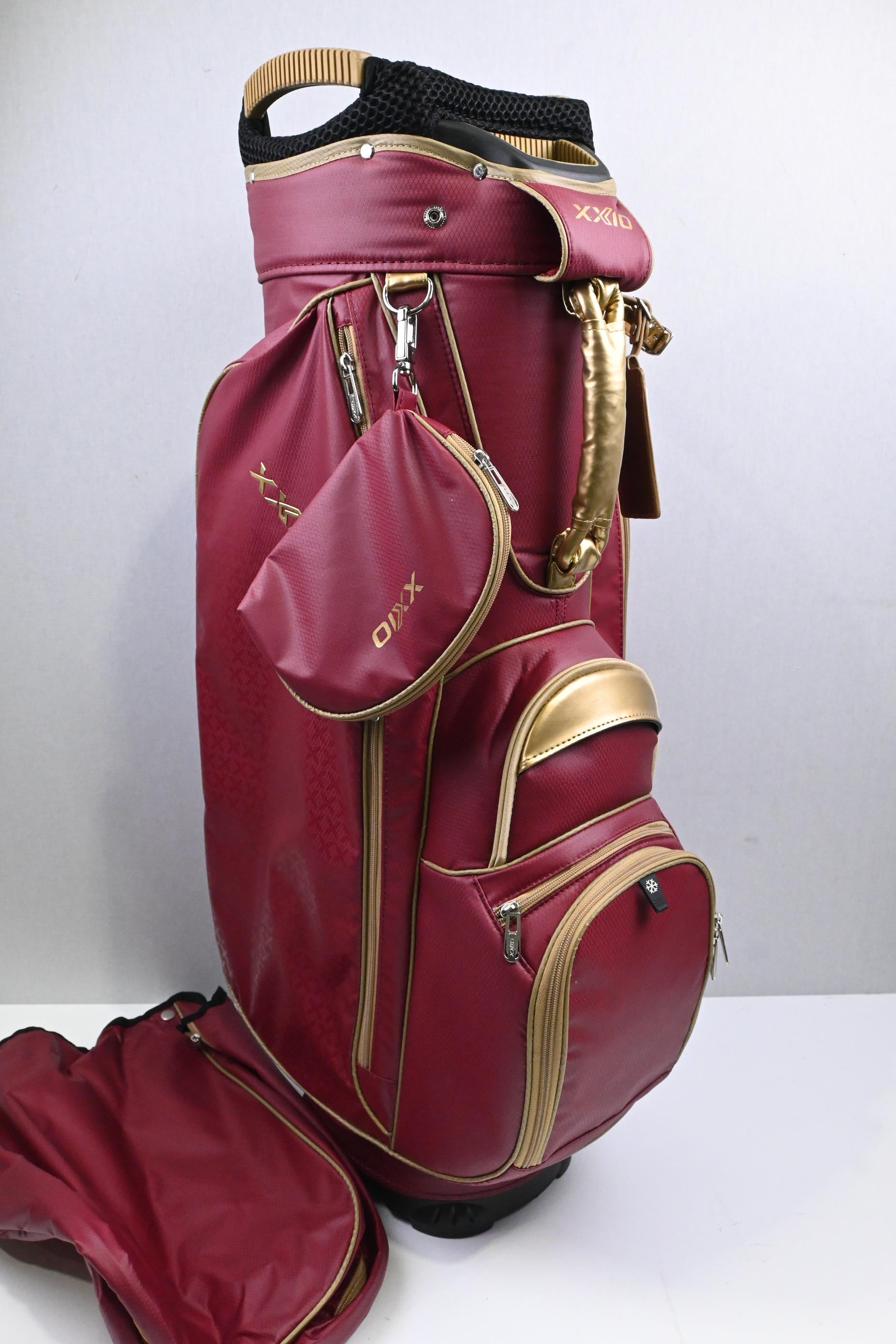 XXIO 2022 Cart Bag / 15-Way Divider / Burgundy & Gold