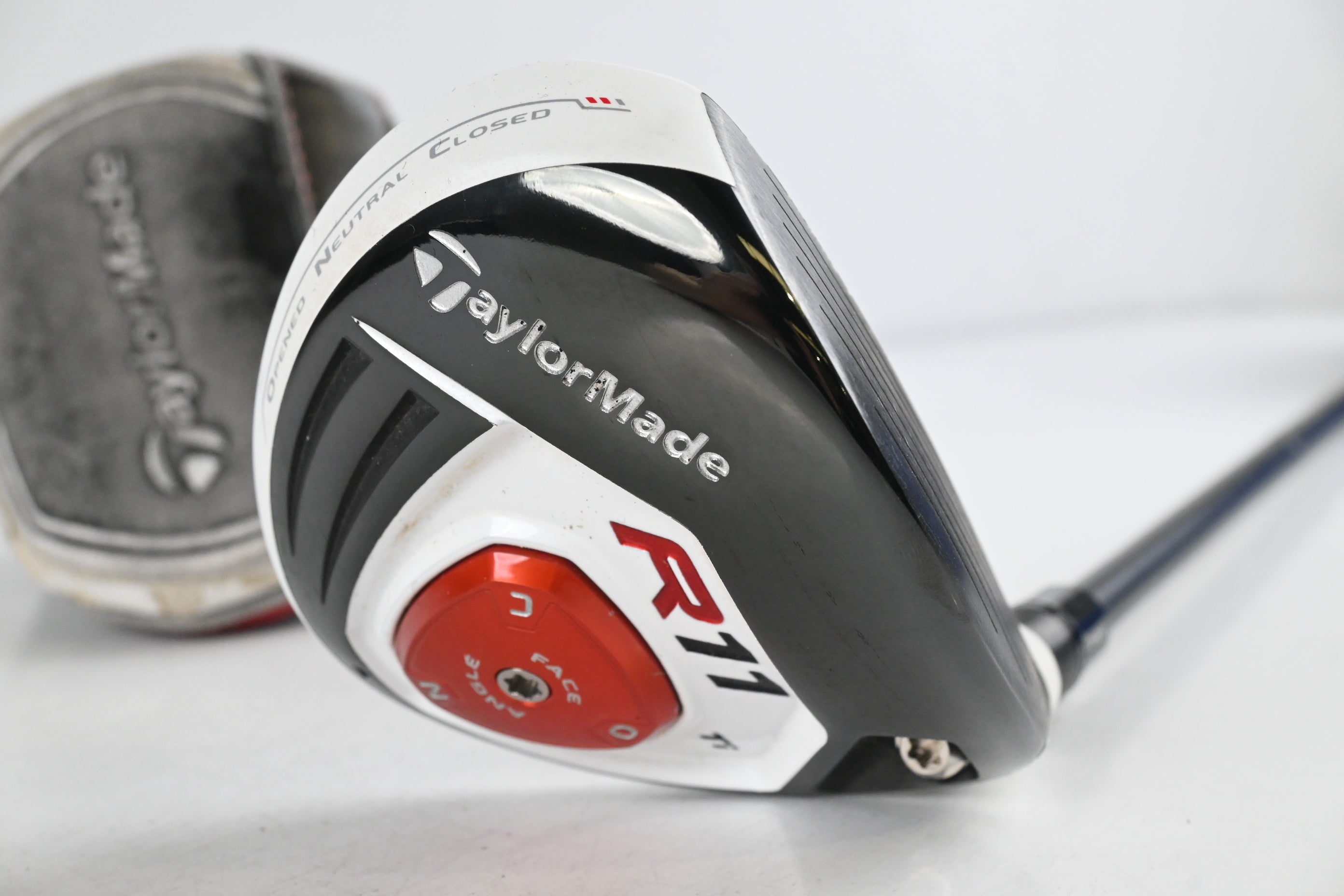 Taylormade R11 Ti #5 Wood / 18 Degree / Regular Flex Fujikura Blur 60 Shaft
