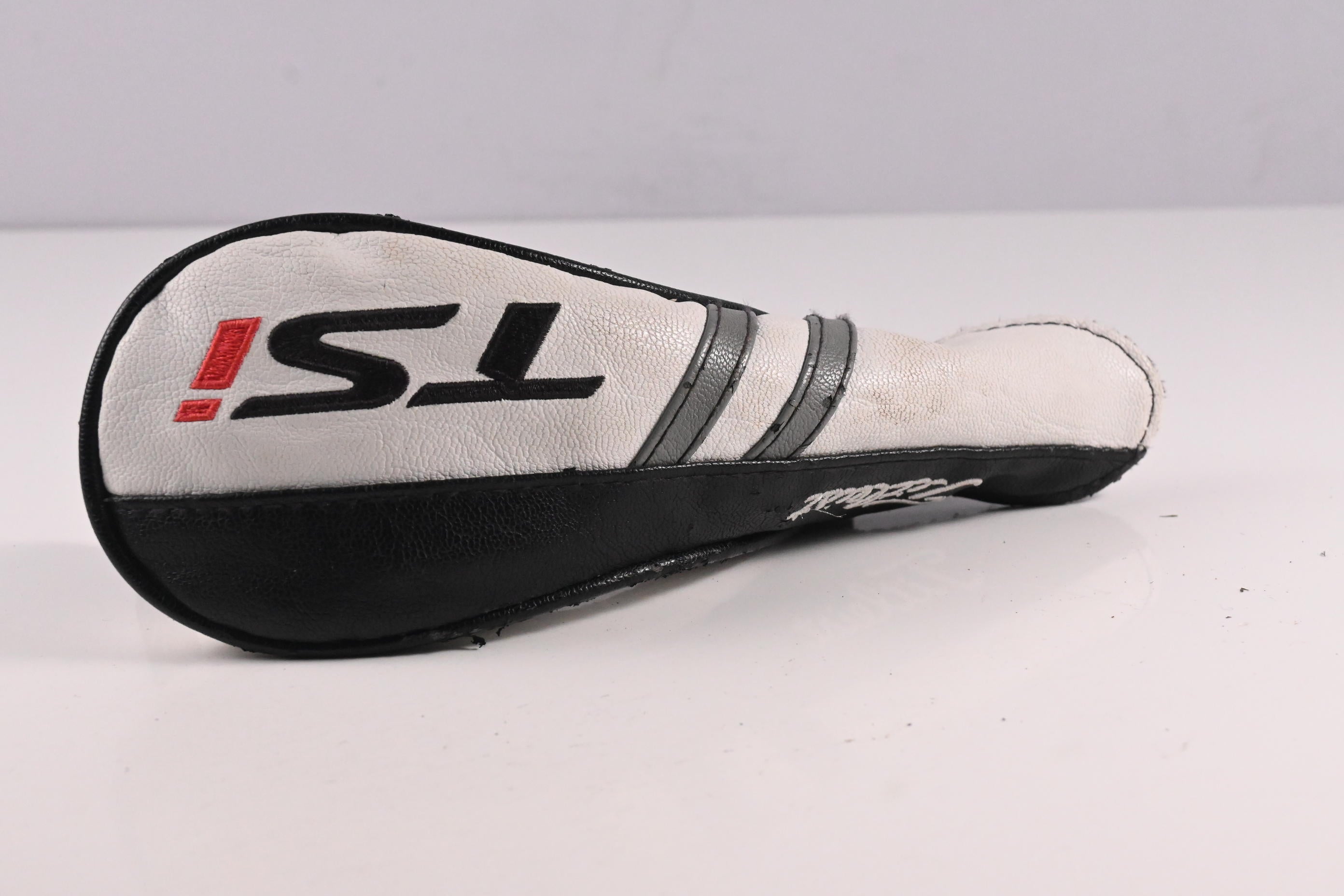Titleist TSi2 #4 Hybrid / 21 Degree / Stiff Flex HZRDUS Smoke Black RDX 80 Shaft
