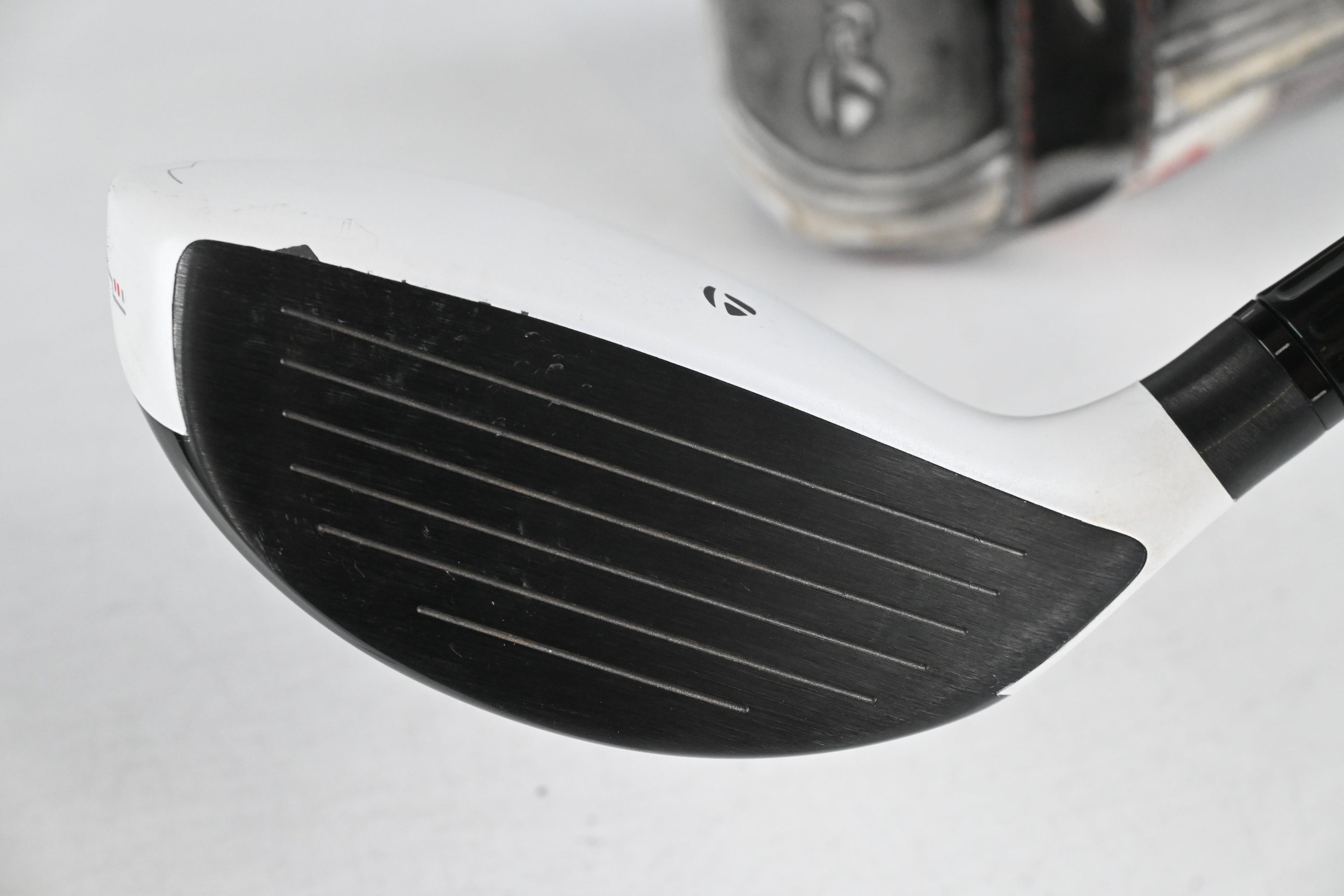 Taylormade R11 Ti #5 Wood / 18 Degree / Regular Flex Fujikura Blur 60 Shaft