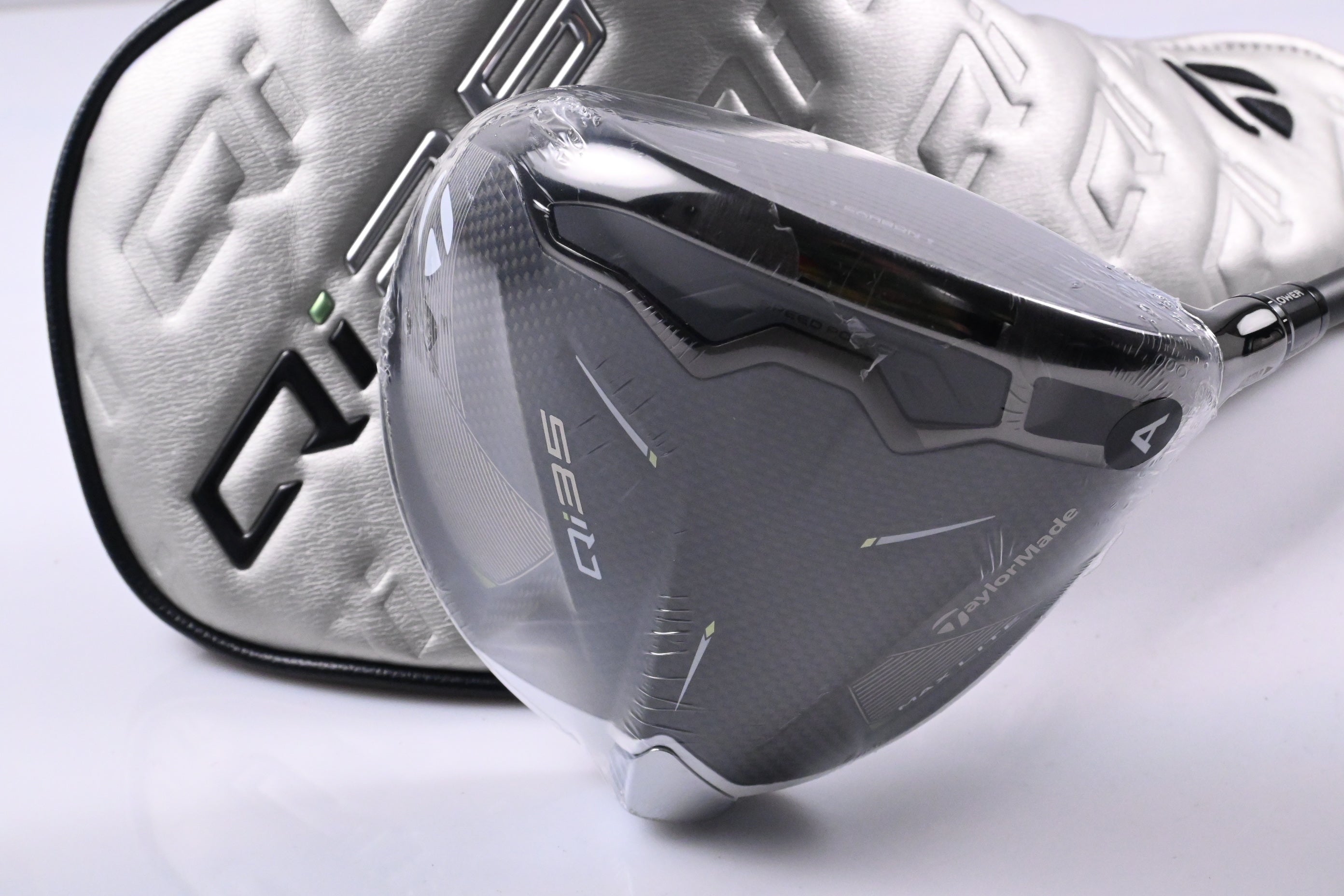Taylormade Qi35 Max Lite Driver / 12 Degree / Senior Flex Vanquish 4 Shaft