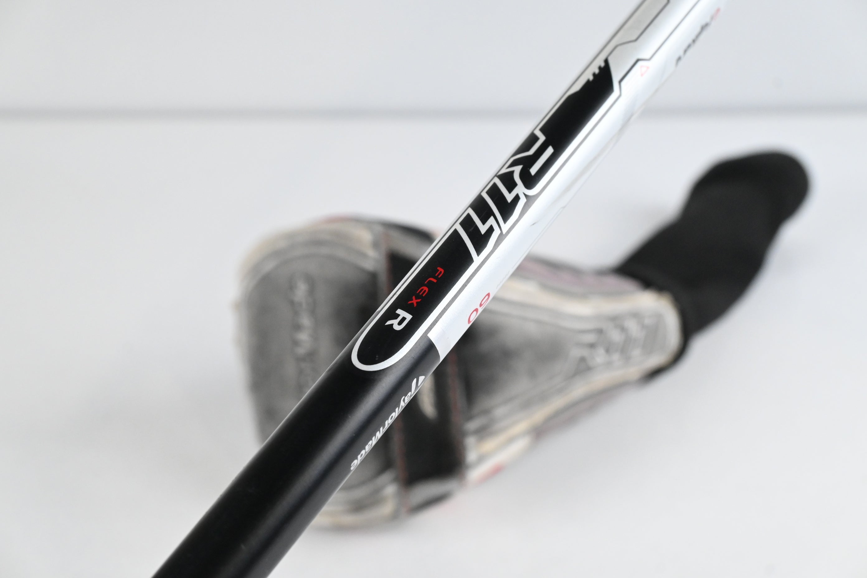 Taylormade R11 Ti #5 Wood / 18 Degree / Regular Flex Fujikura Blur 60 Shaft