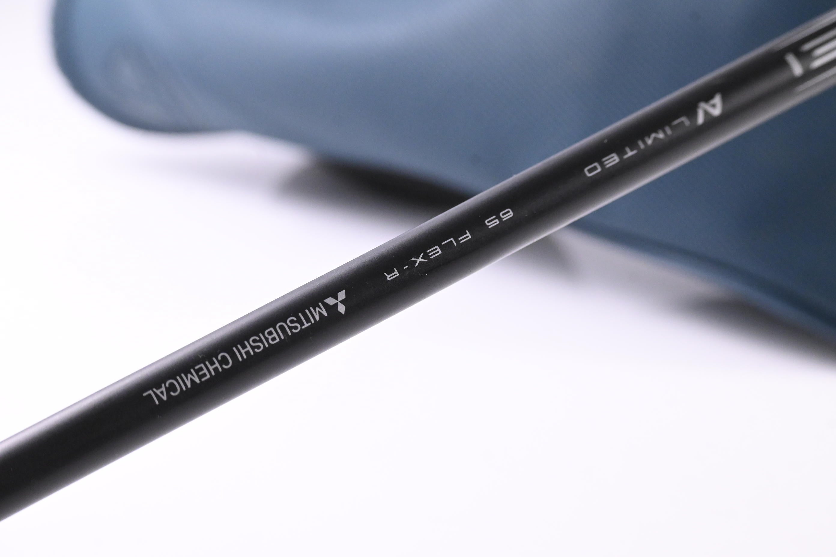 Taylormade Qi4D Driver / 9 Degree / Regular Flex Tensei AV Limited Blue 65 Shaft