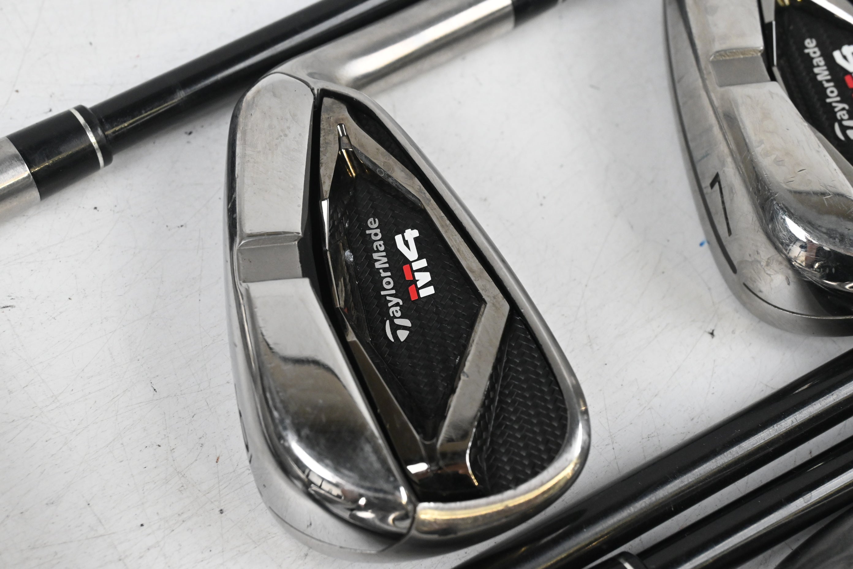 Taylormade M4 Irons / 5-PW+SW / Regular Flex Atmos 6 Red Shafts