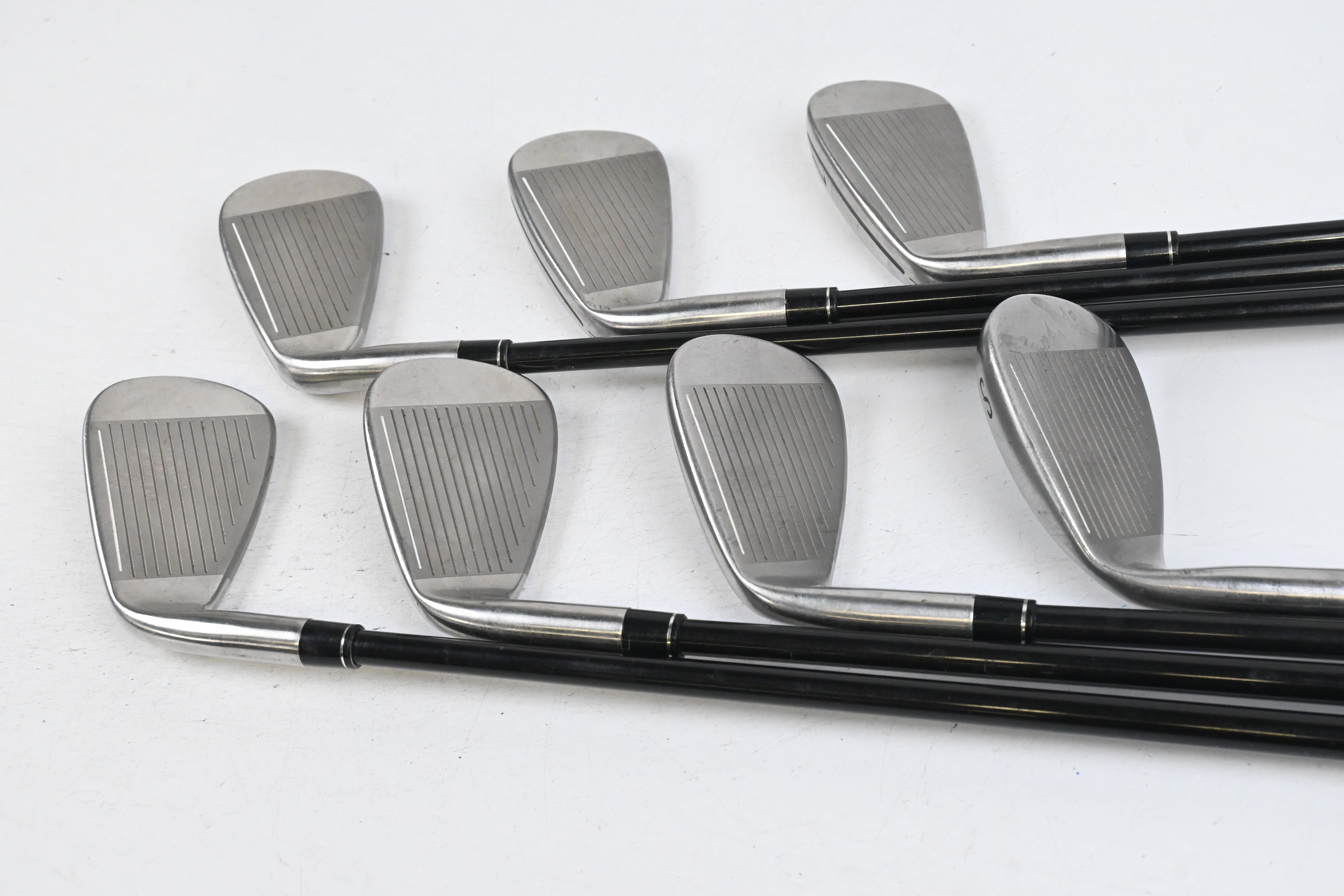 Taylormade M4 Irons / 5-PW+SW / Regular Flex Atmos 6 Red Shafts
