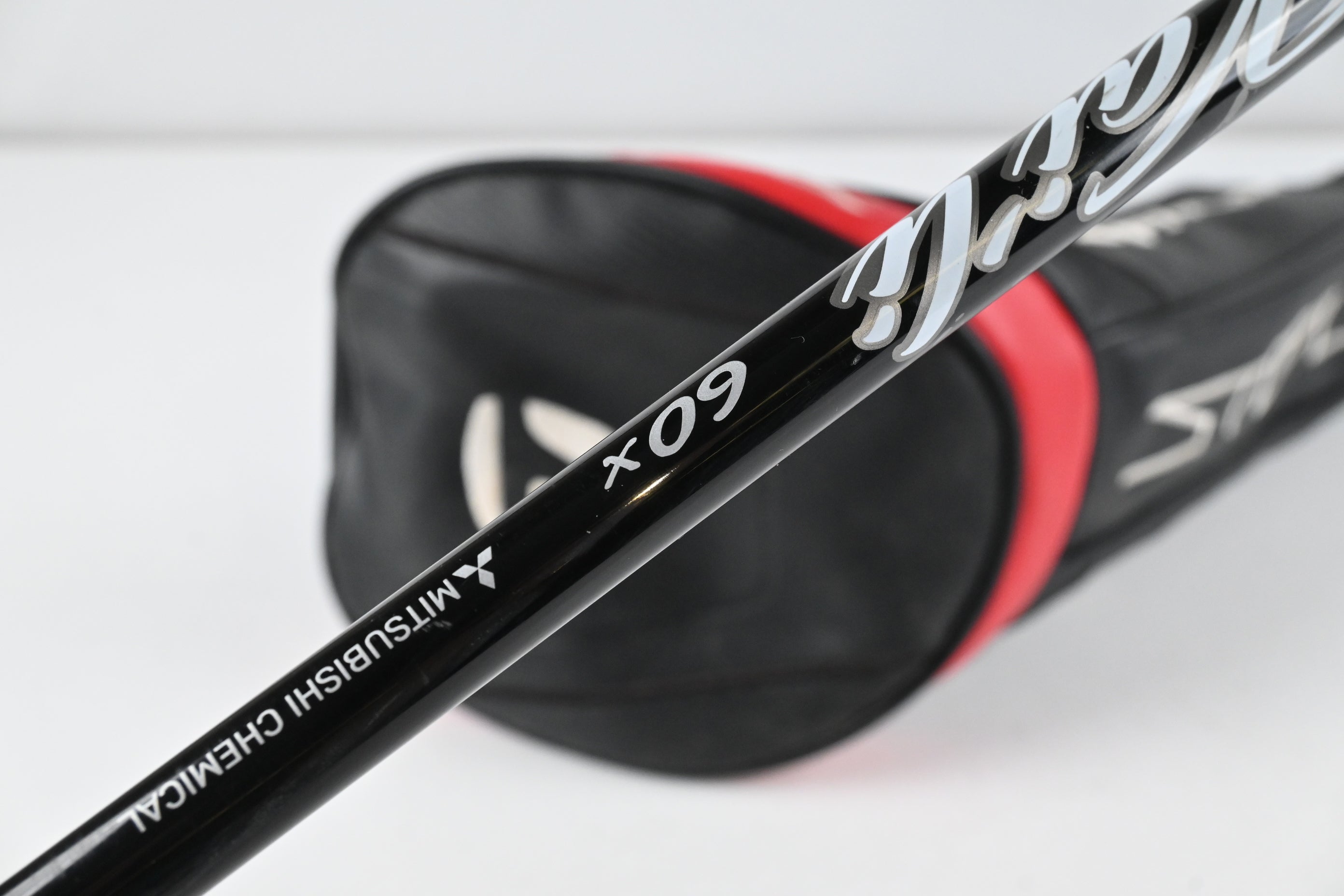 Taylormade Stealth Plus Driver / 8 Degree / X-Flex Kai'li White 60 Shaft