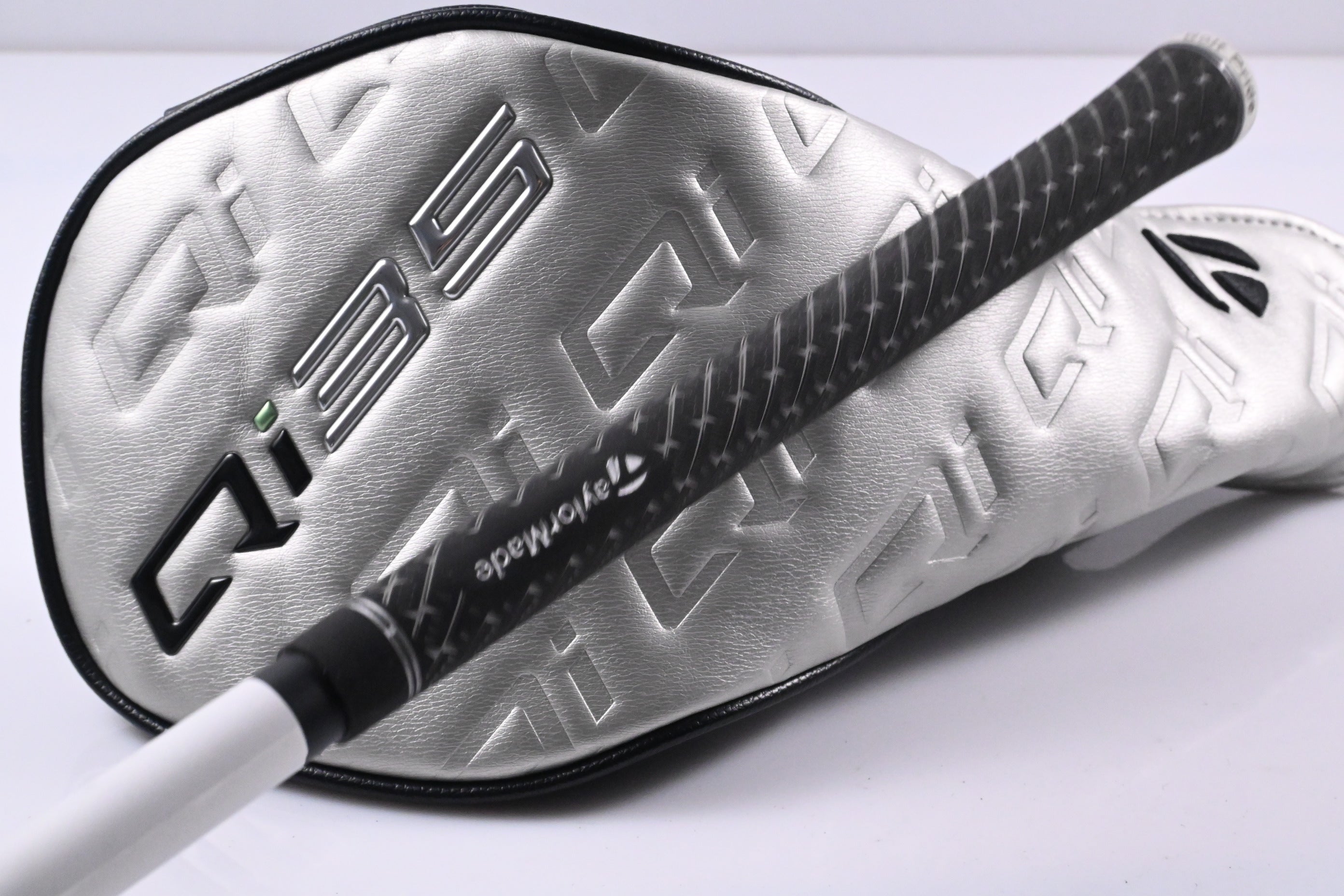 Taylormade Qi35 Max Lite Driver / 12 Degree / Senior Flex Vanquish 4 Shaft
