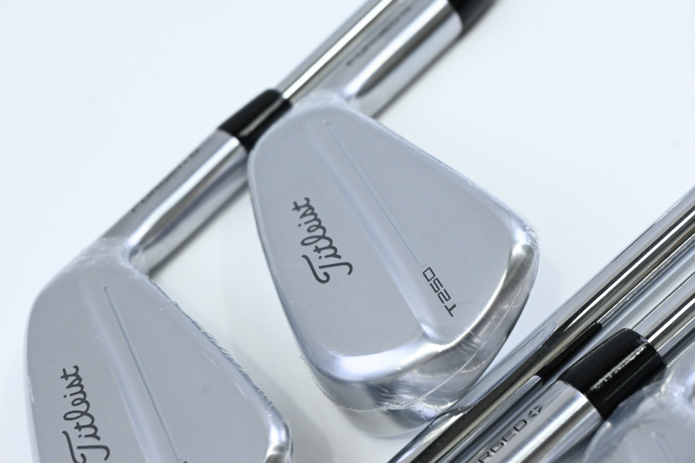 Titleist T250 2025 Irons / 6-PW / Regular Flex NS Pro Modus3 Tour 105 Shafts