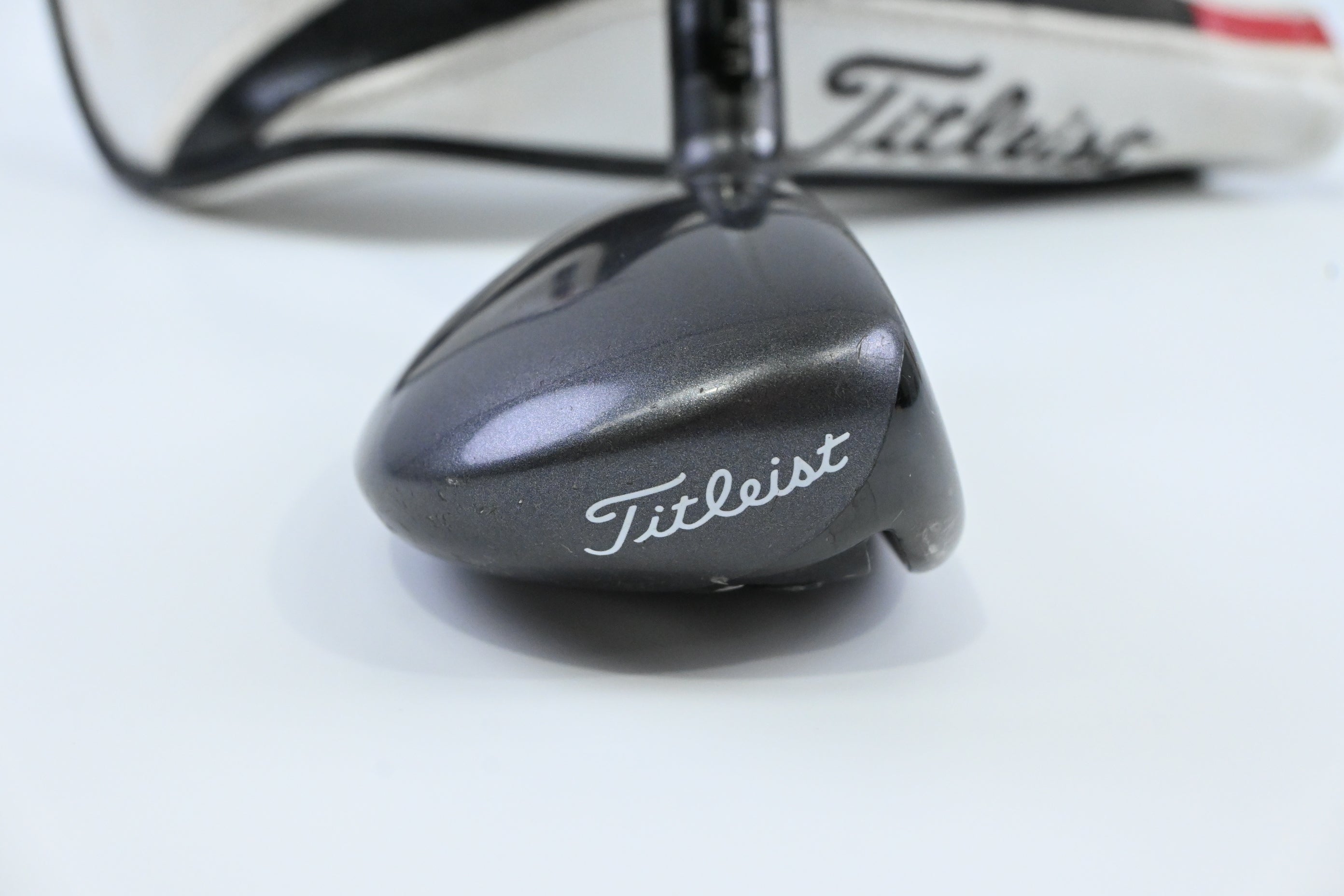 Titleist 816 H2 #3 Hybrid / 21 Degree / Stiff Flex Aldila Rogue 95 MSI 85 Shaft