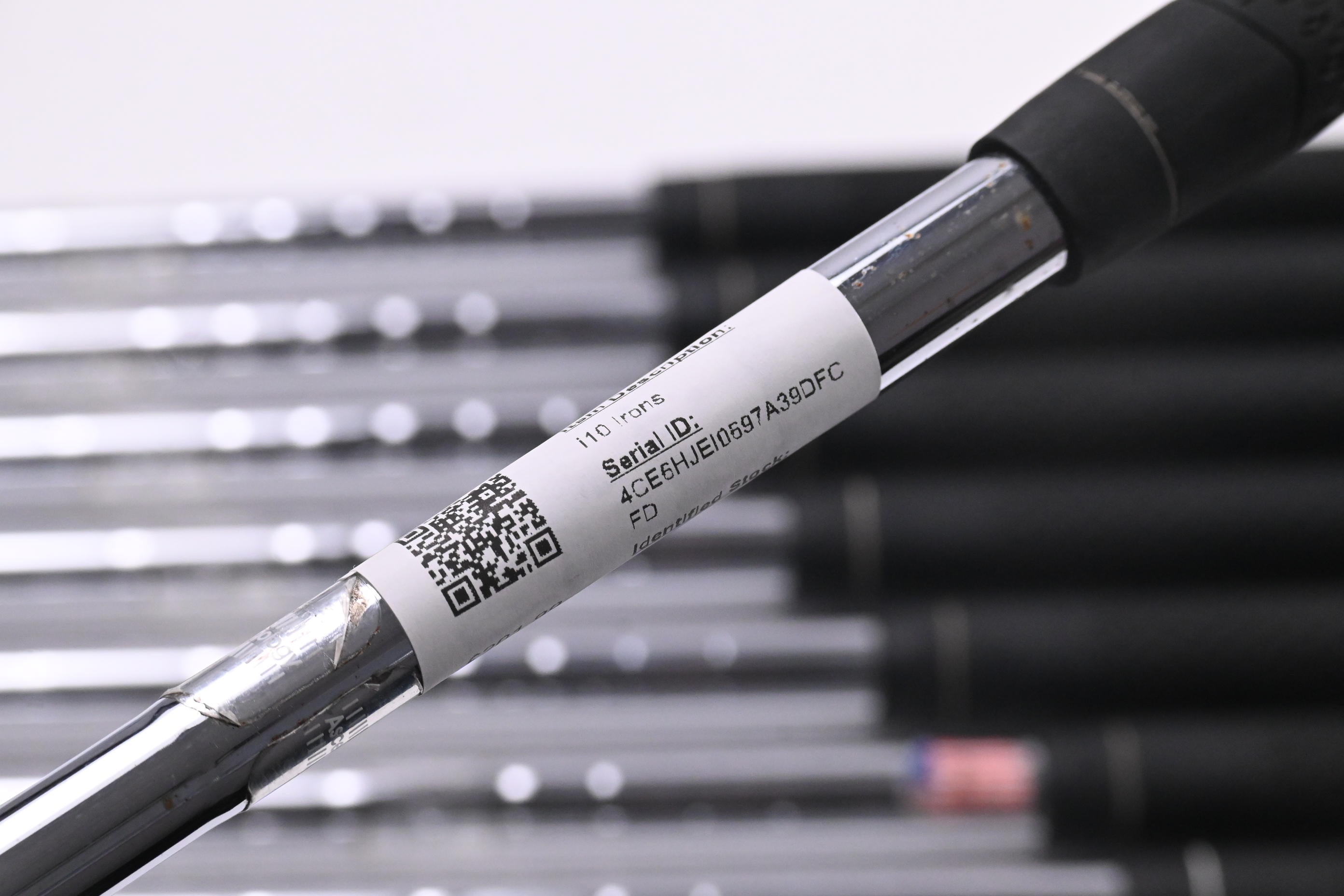 Ping i10 Irons / 3-PW+SW / Red Dot / Regular Flex Ping AWT Shafts
