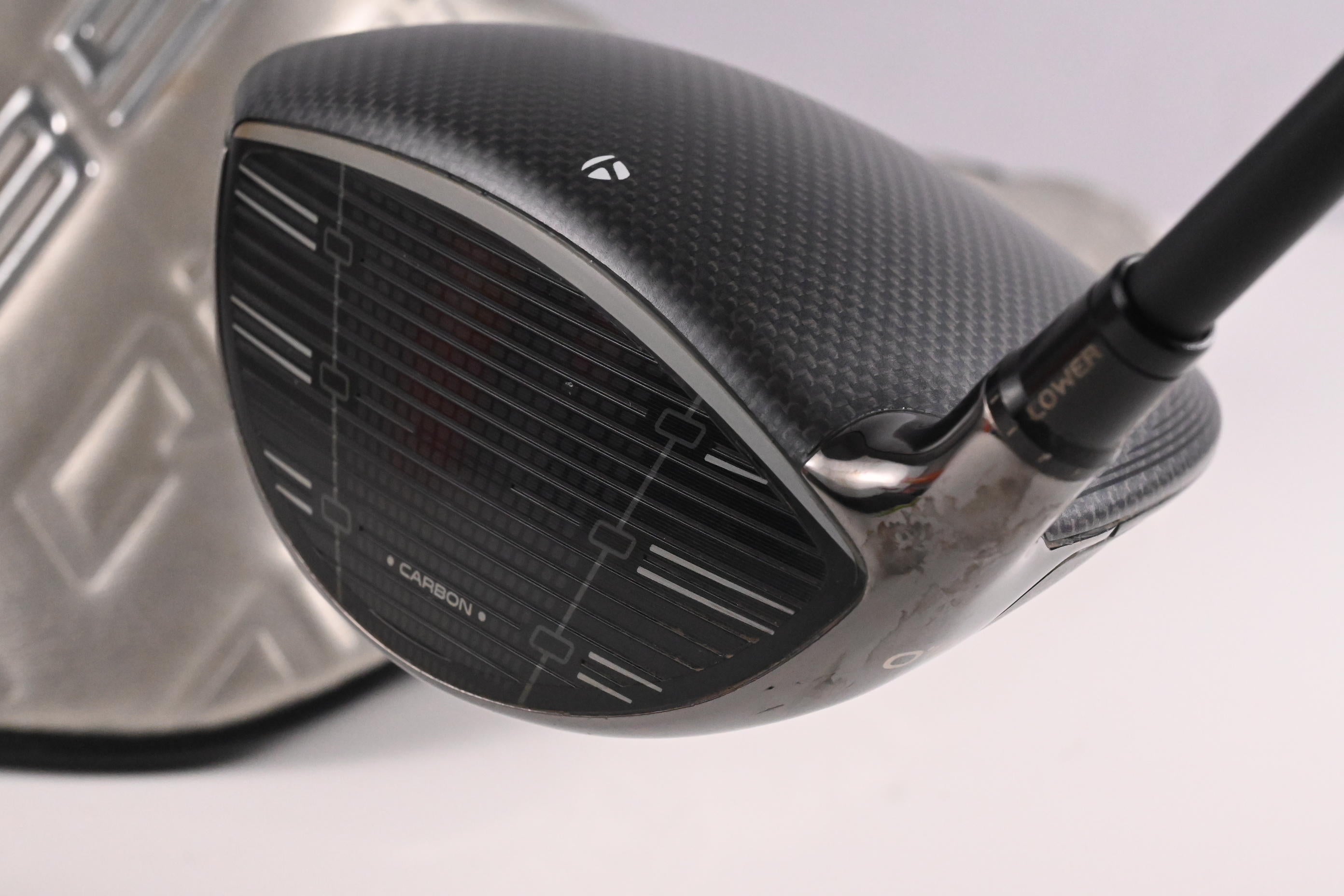 Taylormade Qi35 Driver / 9 Degree / Stiff Flex Kai'li Dark Waves White 60 Shaft