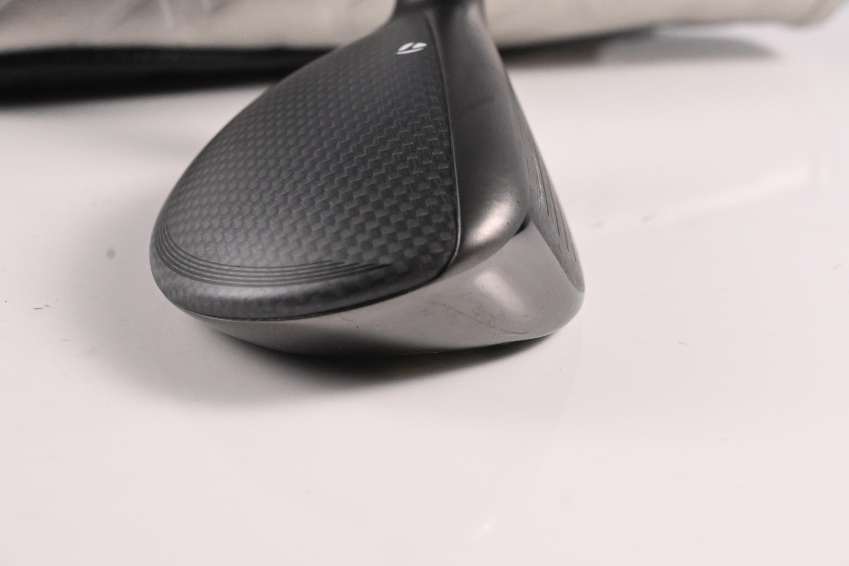 Taylormade Qi35 #4 Hybrid / 22 Degree / Regular Flex Ventus Blue 6 Shaft