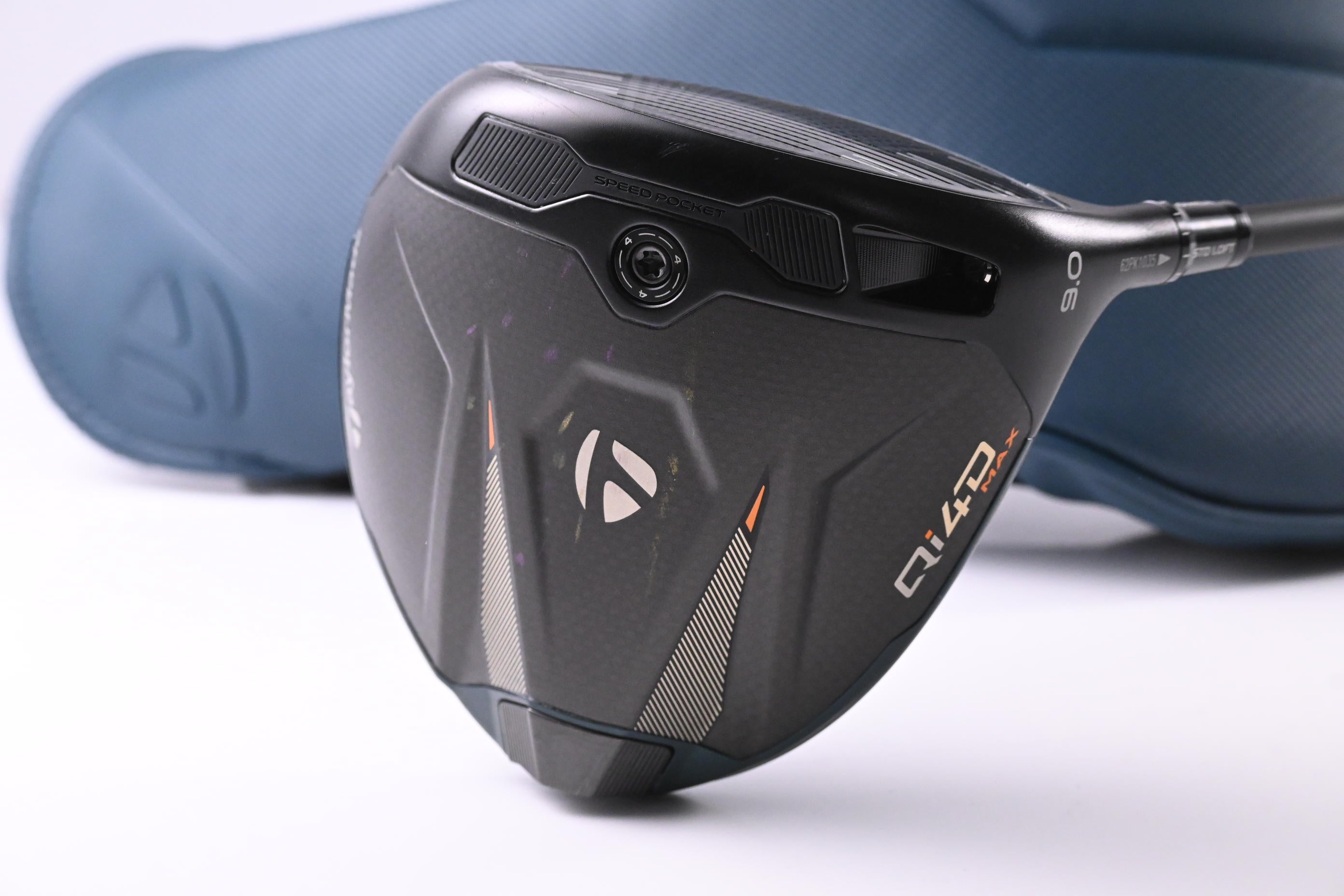 Taylormade Qi4D Max Driver / 9 Degree / Stiff Flex REAX Blue 50 Shaft