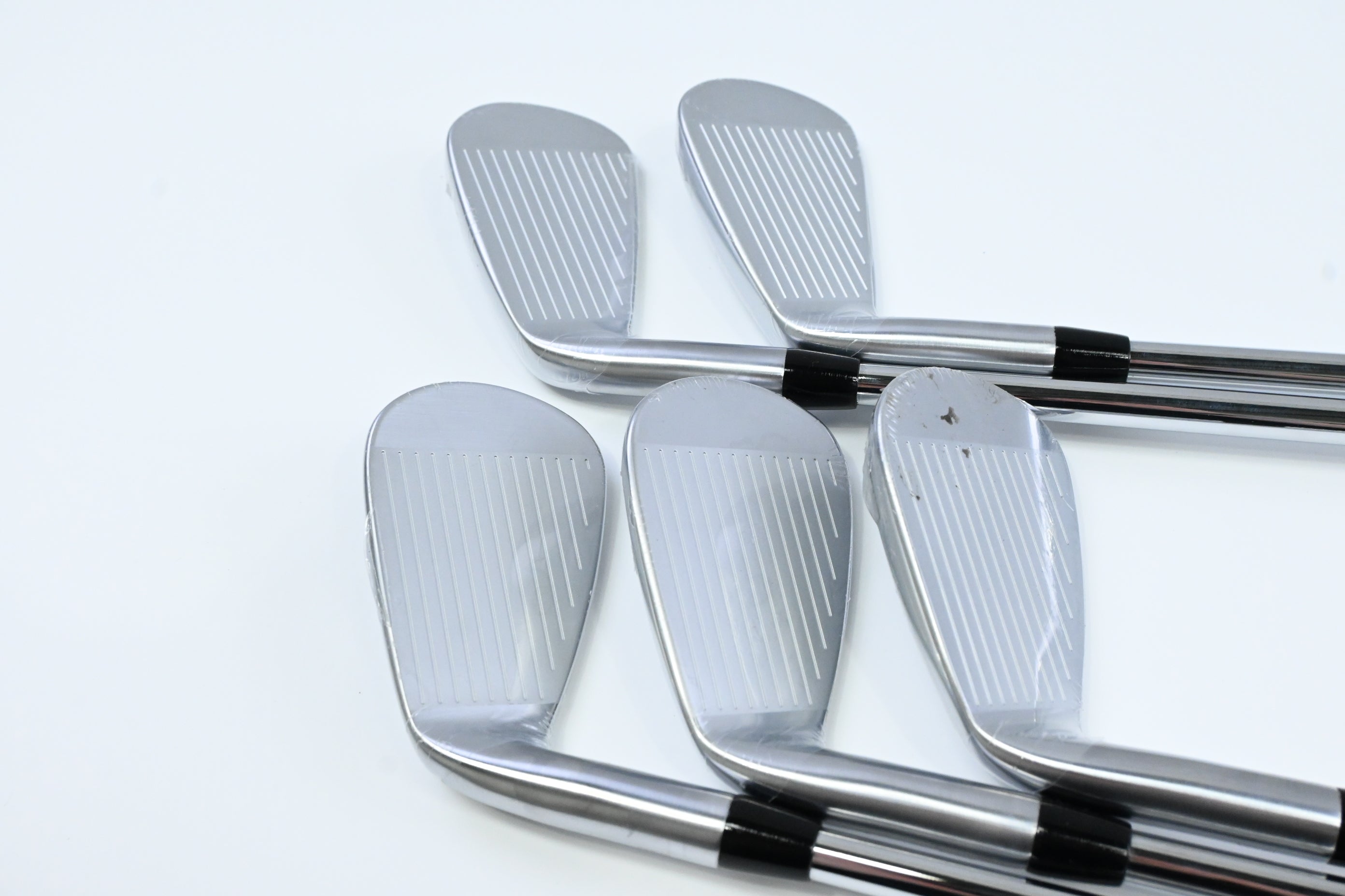 Titleist T250 2025 Irons / 6-PW / Regular Flex NS Pro Modus3 Tour 105 Shafts