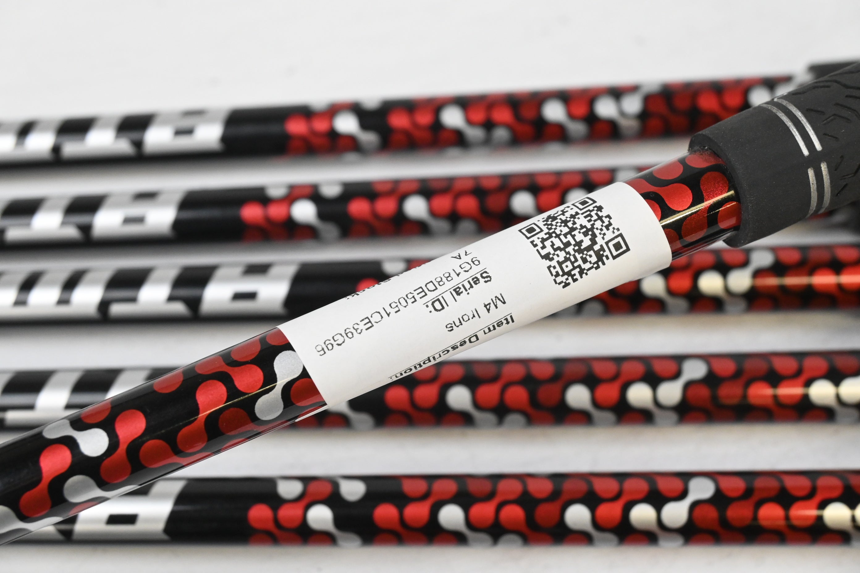 Taylormade M4 Irons / 5-PW+SW / Regular Flex Atmos 6 Red Shafts