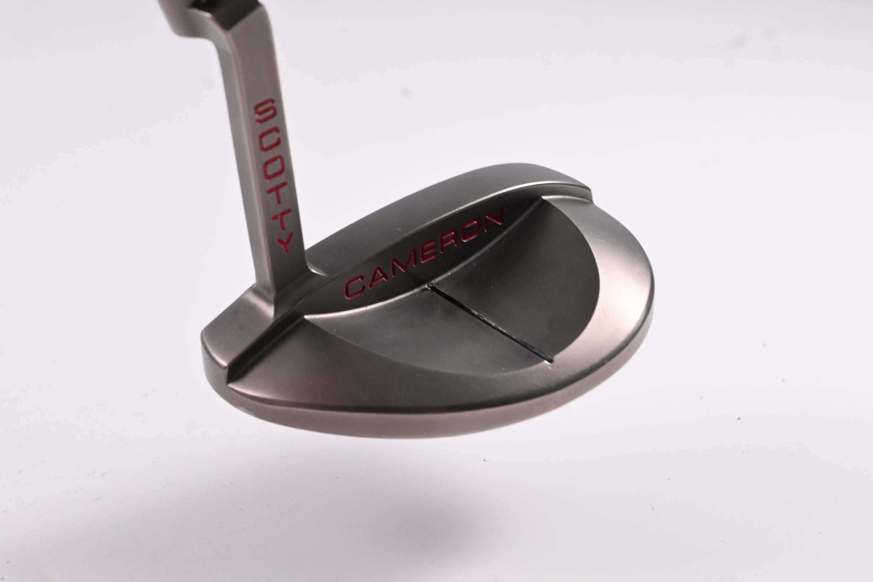 Scotty Cameron Red X Putter / 34 Inch