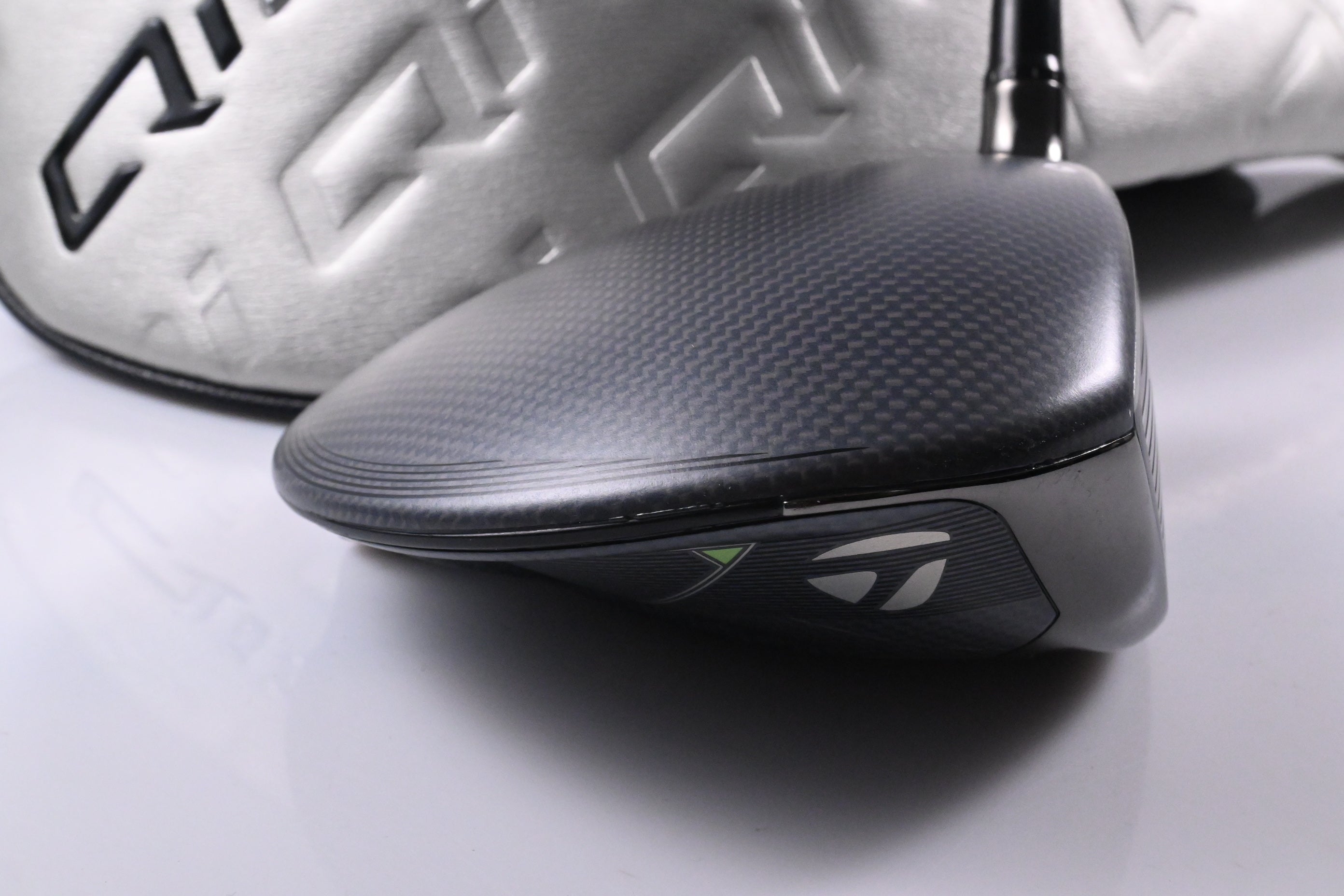 Taylormade Qi35 Driver / 9 Degree / Regular Flex Kuro Kage Black 60 Shaft