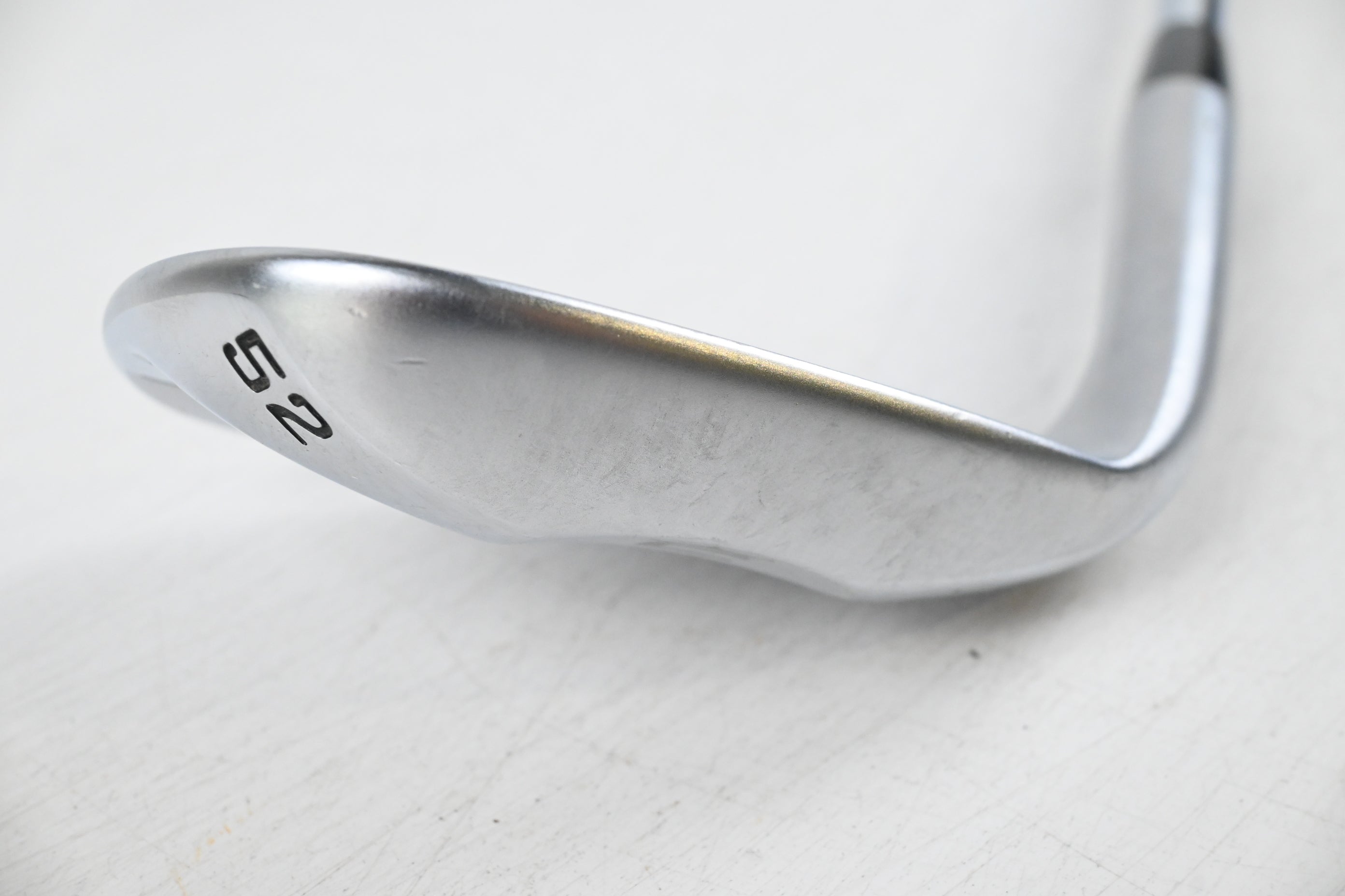 Cobra Snakebite 2023 Gap Wedge / 52 Degree / Stiff Flex KBS HI-REV 2.0 125 Shaft