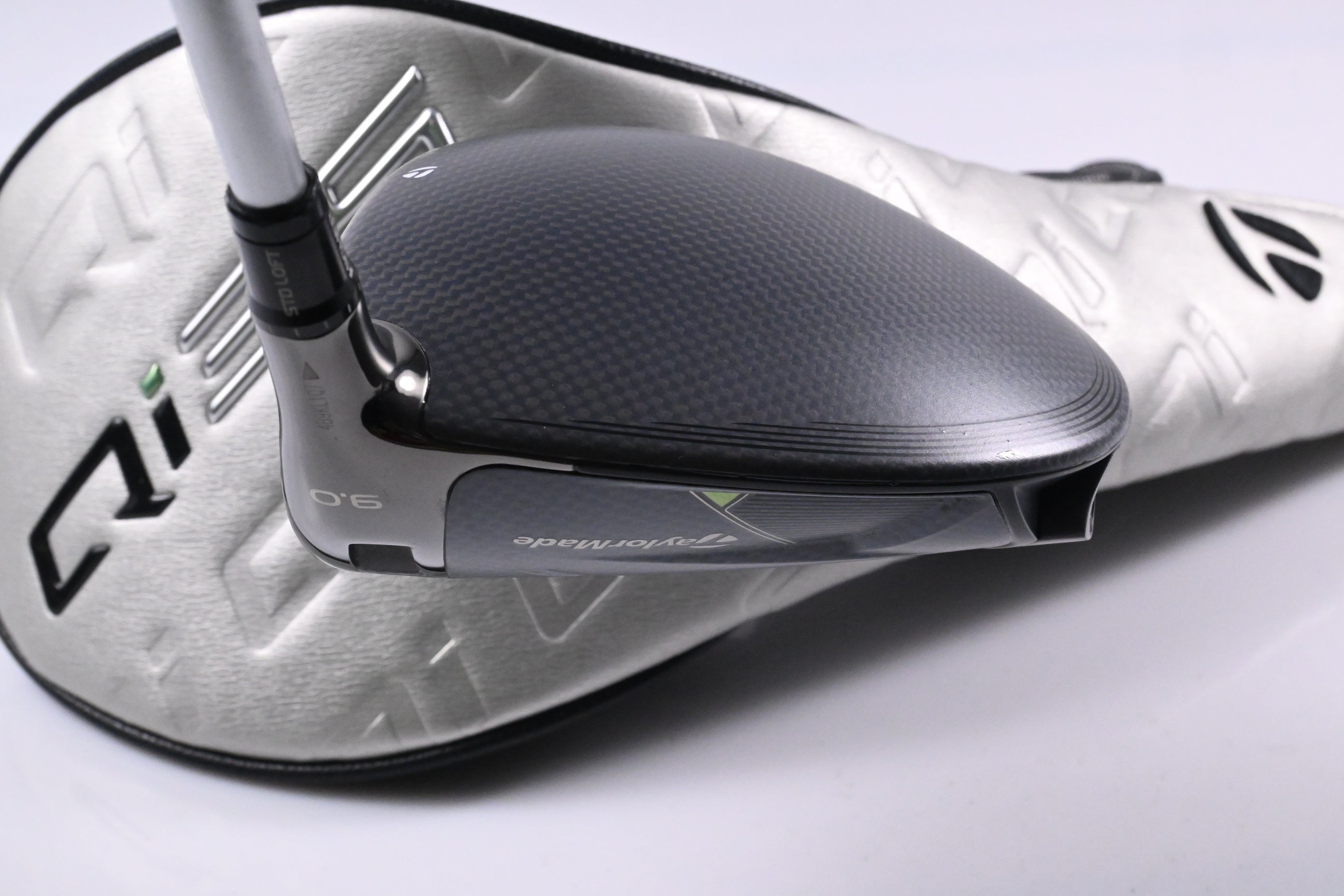 Taylormade Qi35 Driver / 9 Degree / Regular Flex Kuro Kage Black 60 Shaft