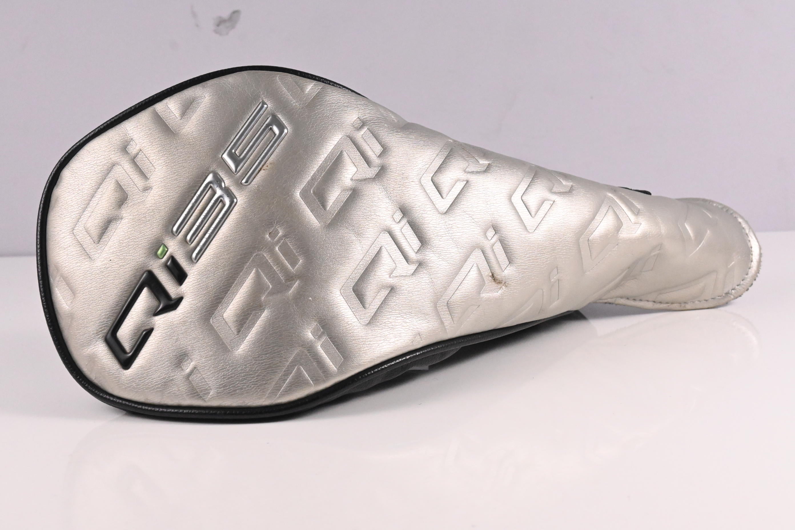 Taylormade Qi35 Driver / 9 Degree / Stiff Flex Kai'li Dark Waves White 60 Shaft