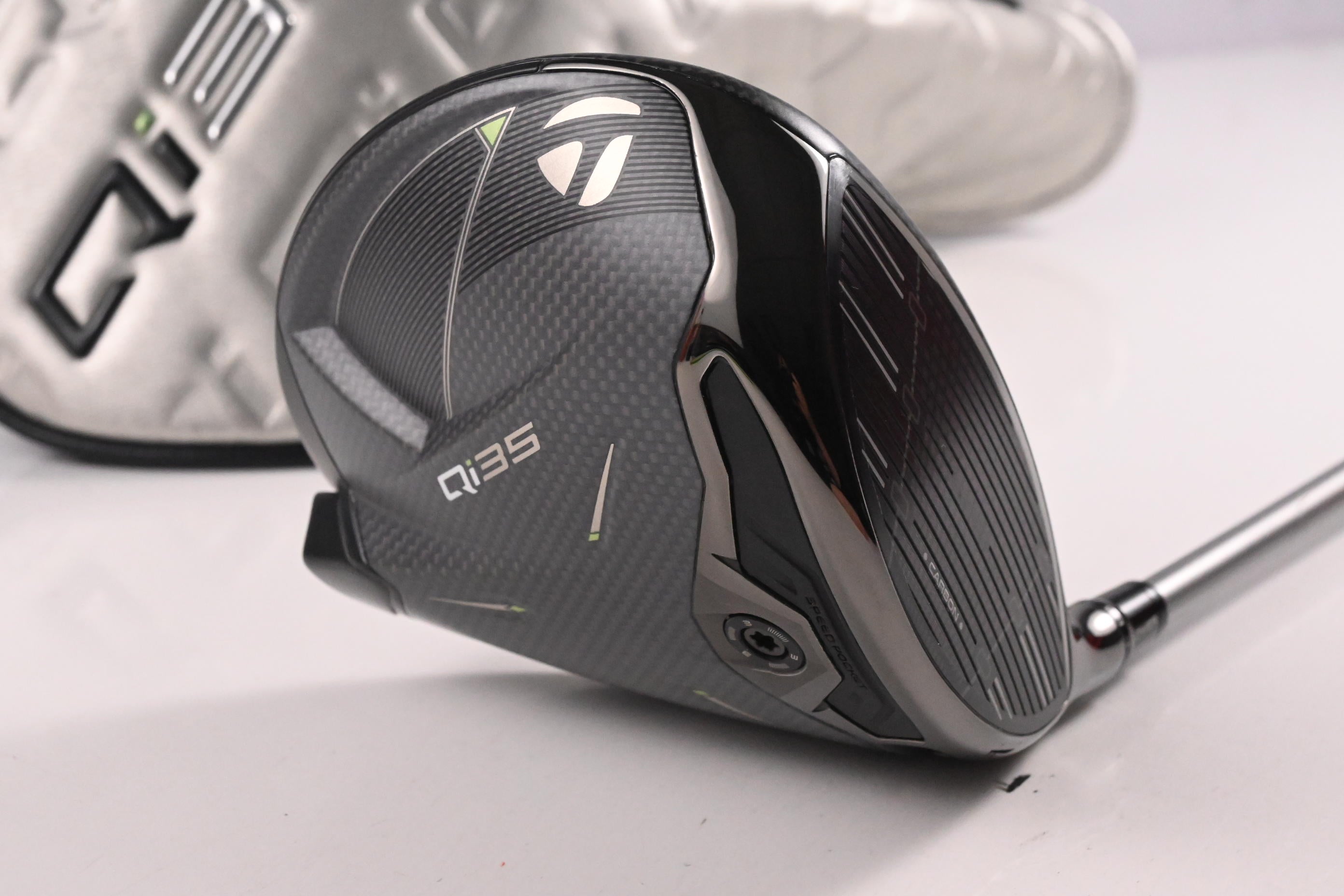 Taylormade Qi35 Driver / 10.5 Degree / Stiff Flex Fujikura Speeder NX 50 Shaft
