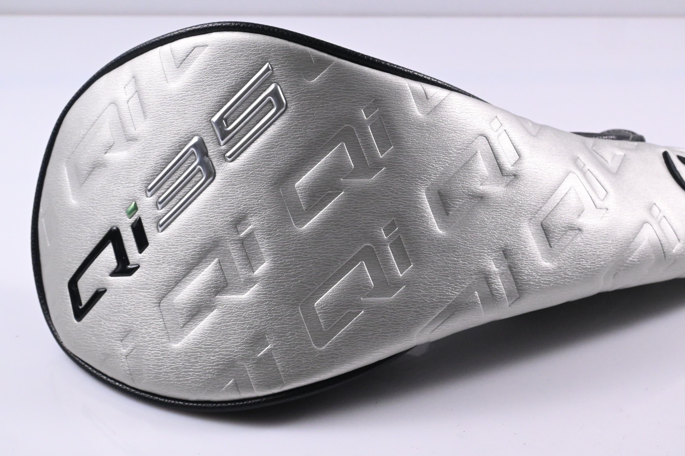 Taylormade Qi35 Driver / 9 Degree / Regular Flex Kuro Kage Black 60 Shaft