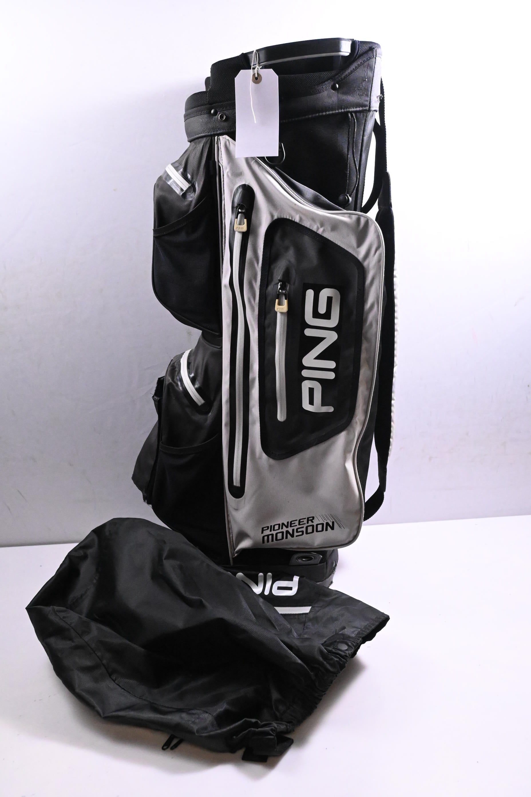 Ping Pioneer Monsoon Cart Bag / 15-Way Divider / Black, White