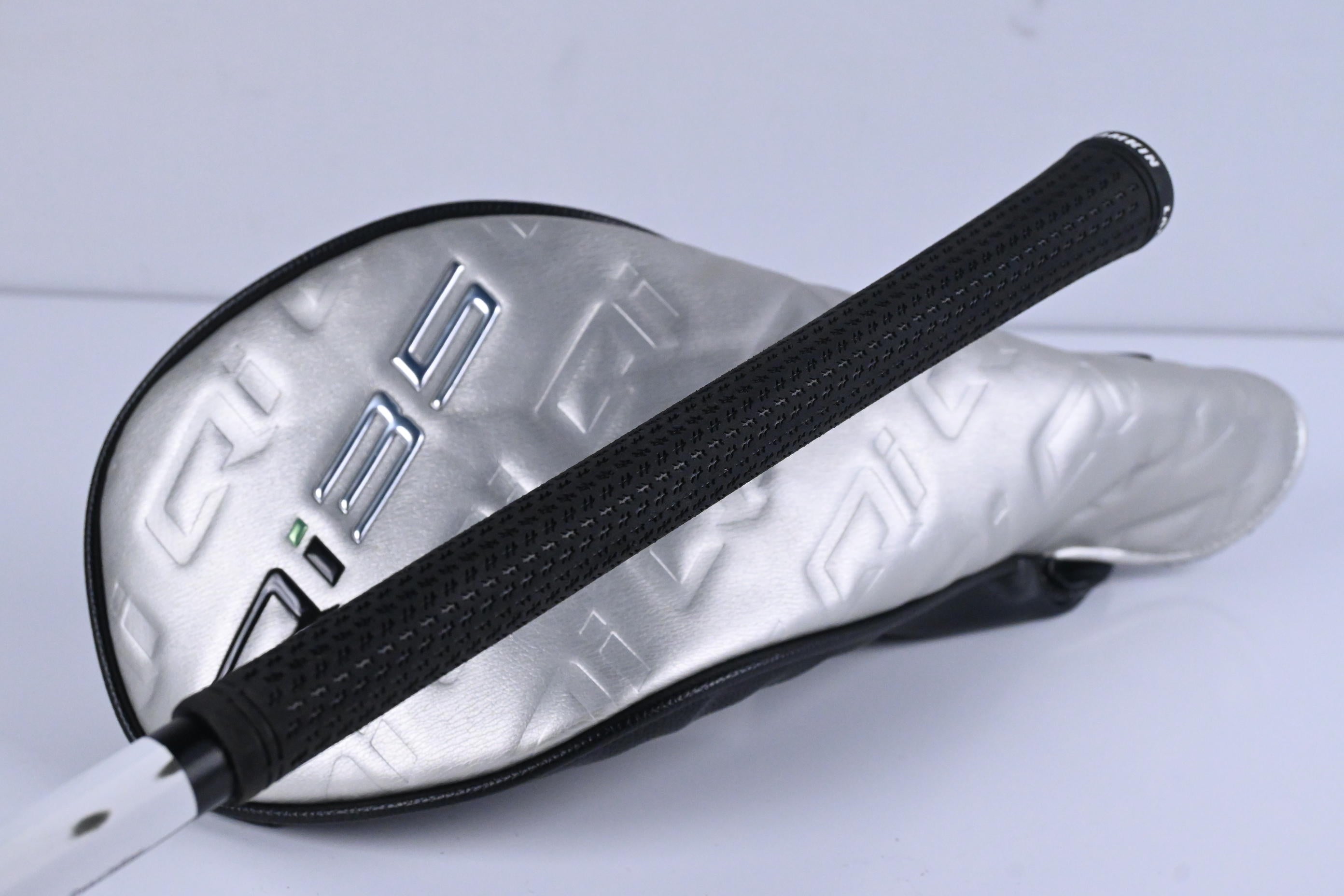 Taylormade Qi35 LS Driver / 8 Degree / Stiff Flex UST Mamiya Proforce V2 6 Shaft