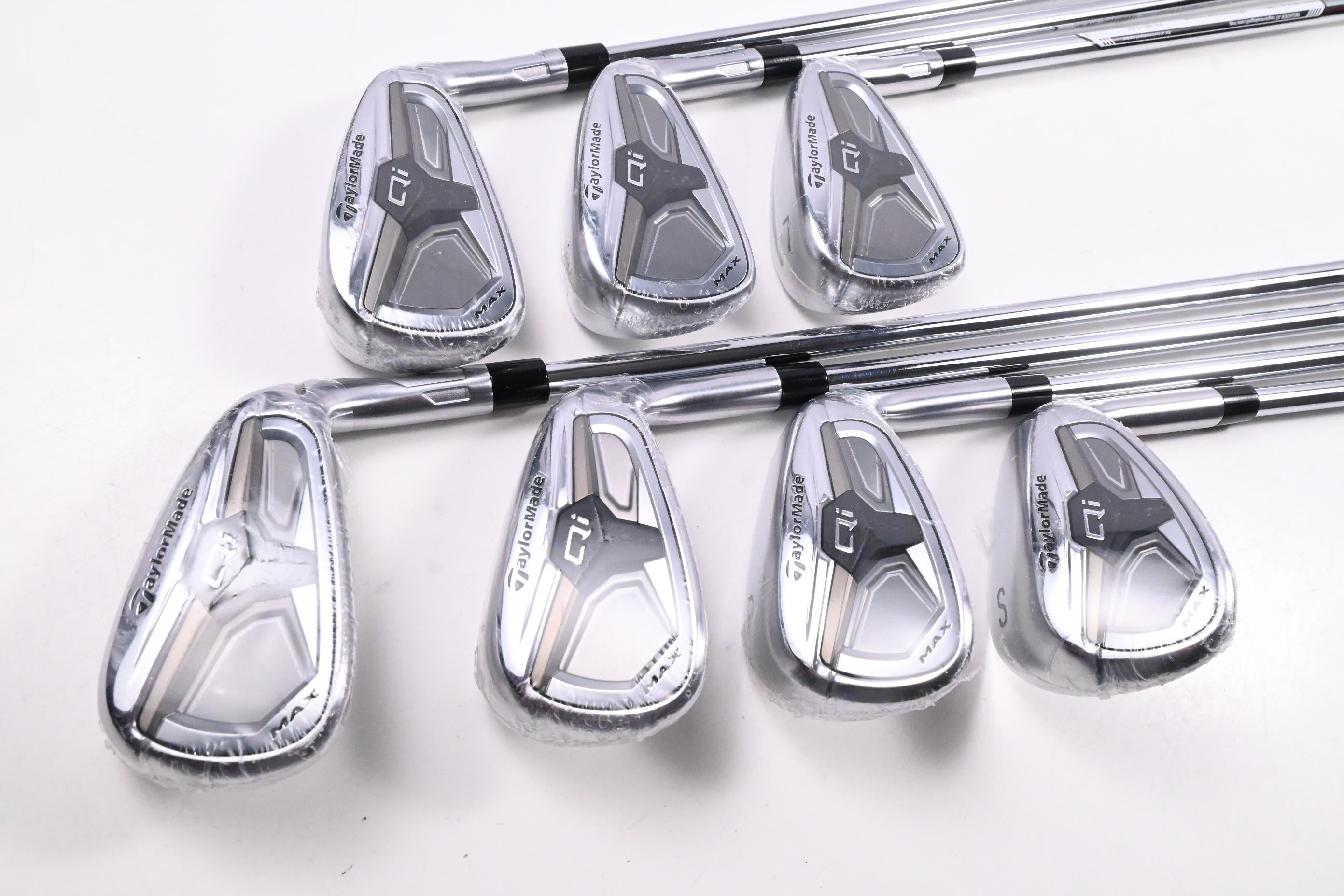 Taylormade Qi Max Irons / 5-PW+SW / Regular Flex KBS MAX MT 85 Shafts