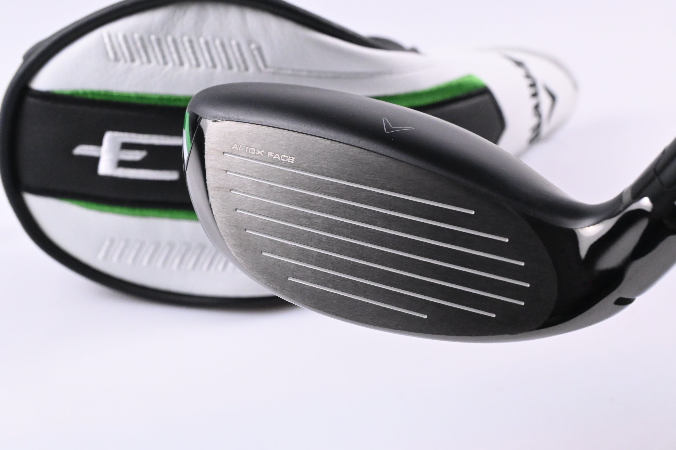 Callaway Elyte X #4 Hybrid / 21 Degree / Regular Flex Denali Charcoal 60 Shaft