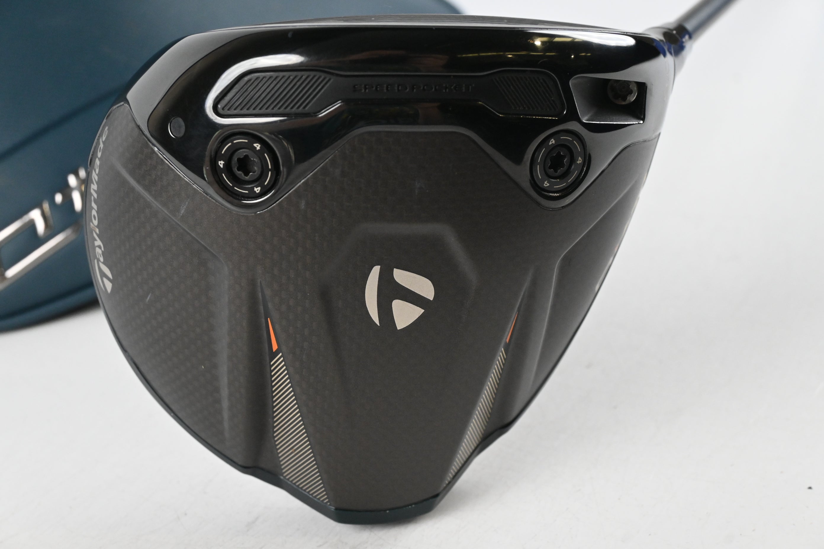 Taylormade Qi4D Driver / 9 Degree / Stiff Flex Reax Red 50 Shaft