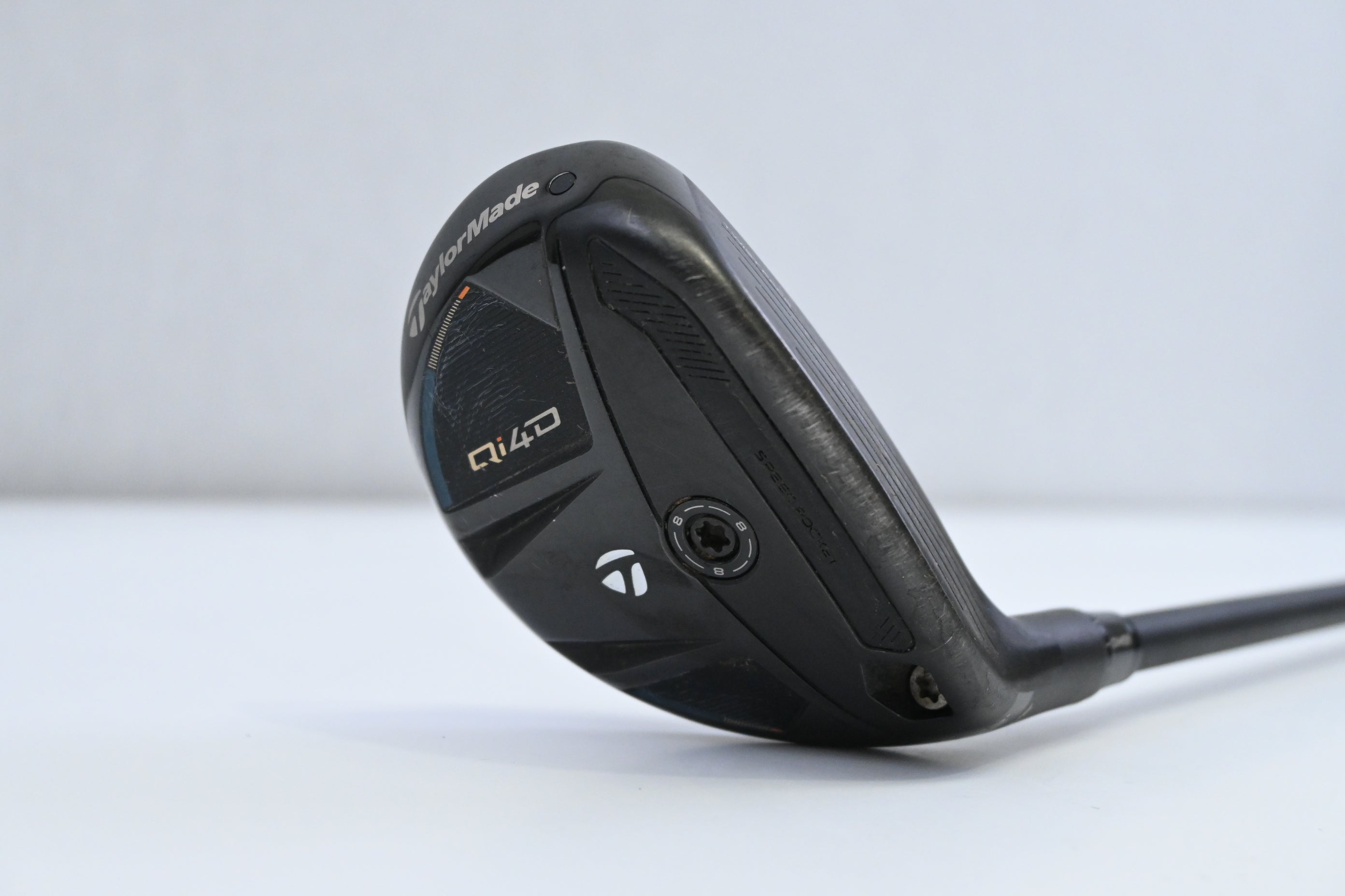 Taylormade Qi4D #4 Hybrid / 22 Degree / Stiff Flex KBS Reax White 75