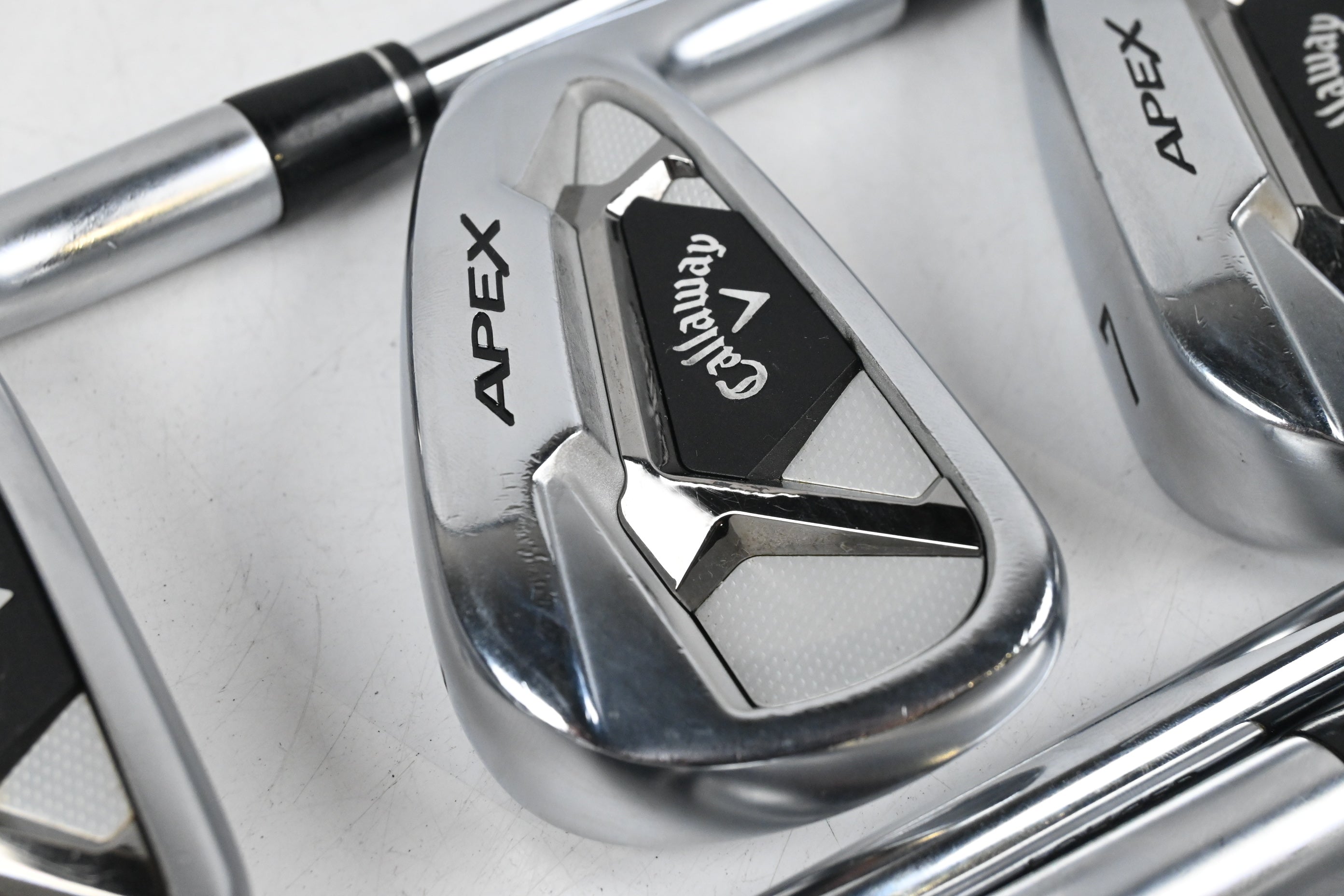 Callaway Apex 21 Irons / 5-PW / Stiff Flex Dynamic Gold Mid 115 S300 Shafts