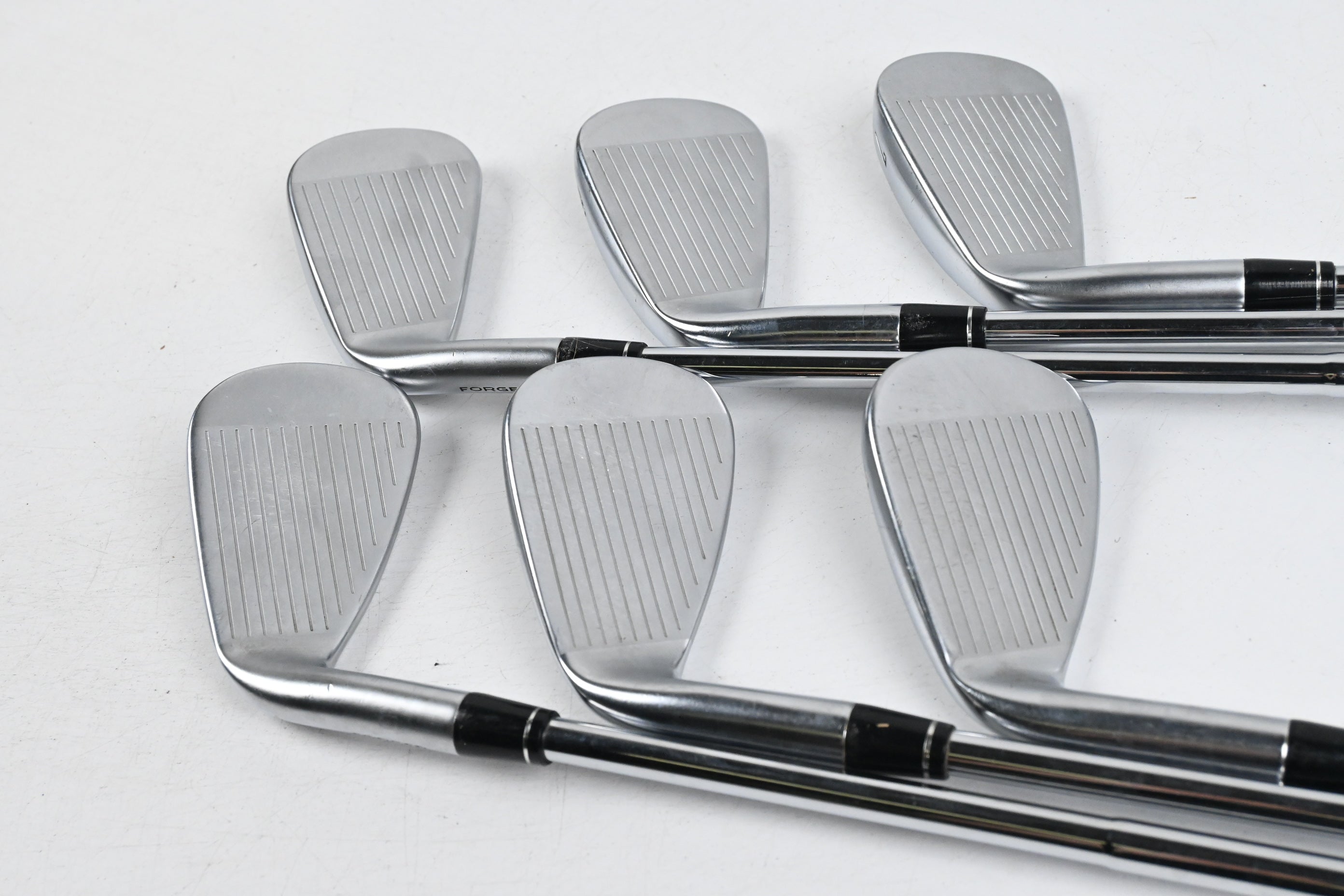 Callaway Apex 21 Irons / 5-PW / Stiff Flex Dynamic Gold Mid 115 S300 Shafts