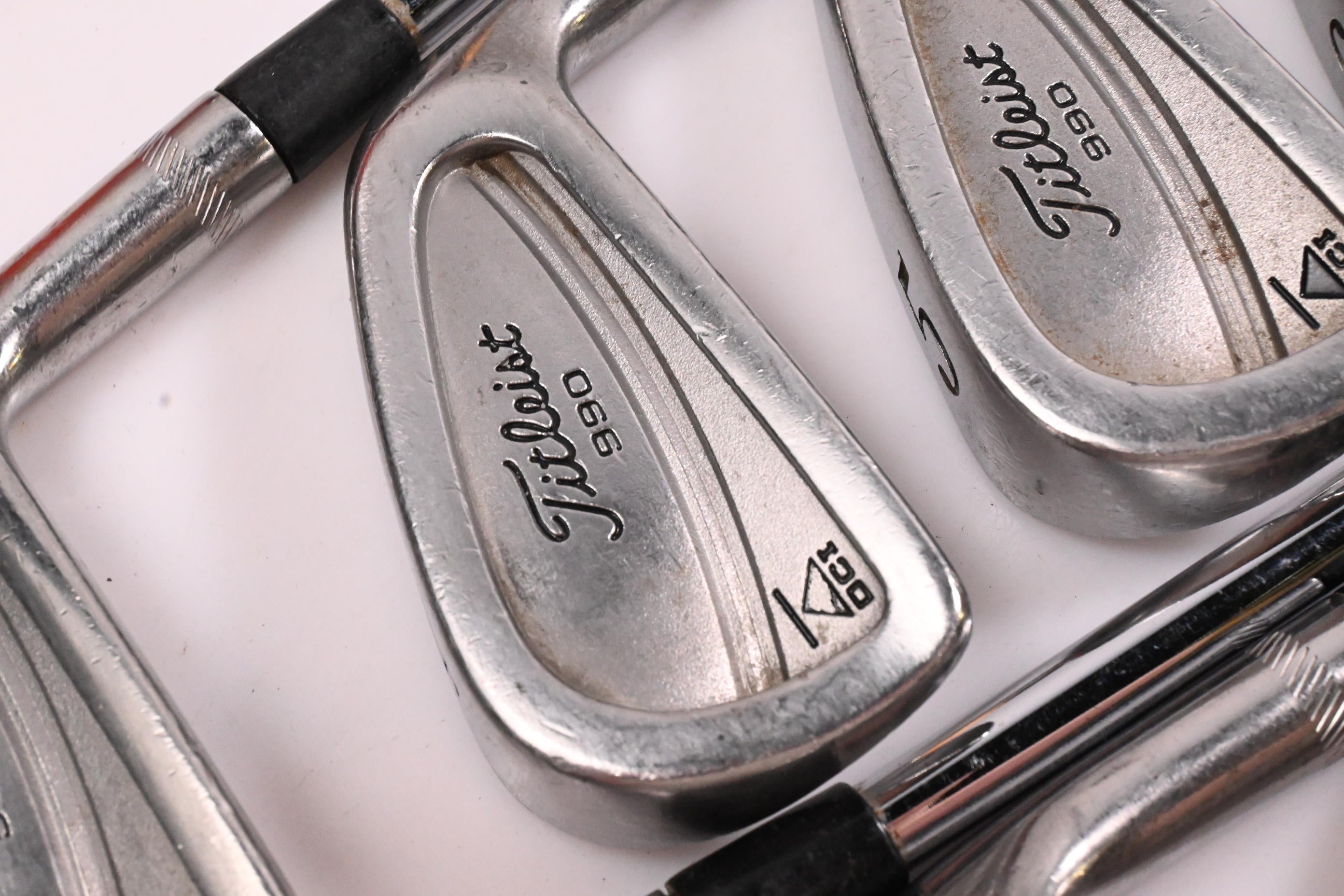 Titleist DCI 990 Irons / 3-PW / Stiff Flex Steel Shafts