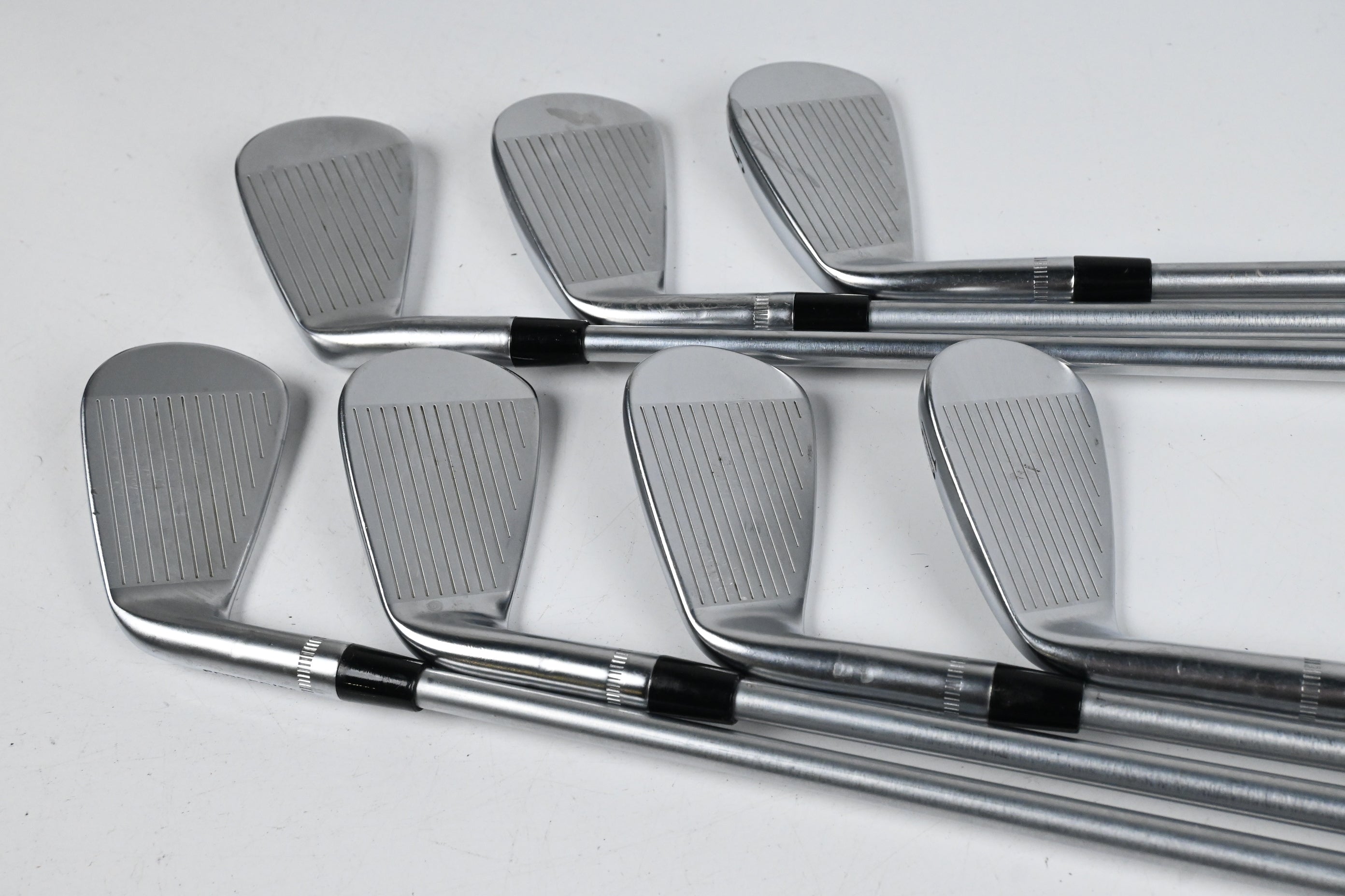 Callaway Apex CB 24 Irons / 4-PW / Stiff Flex Project X IO 110 Shafts